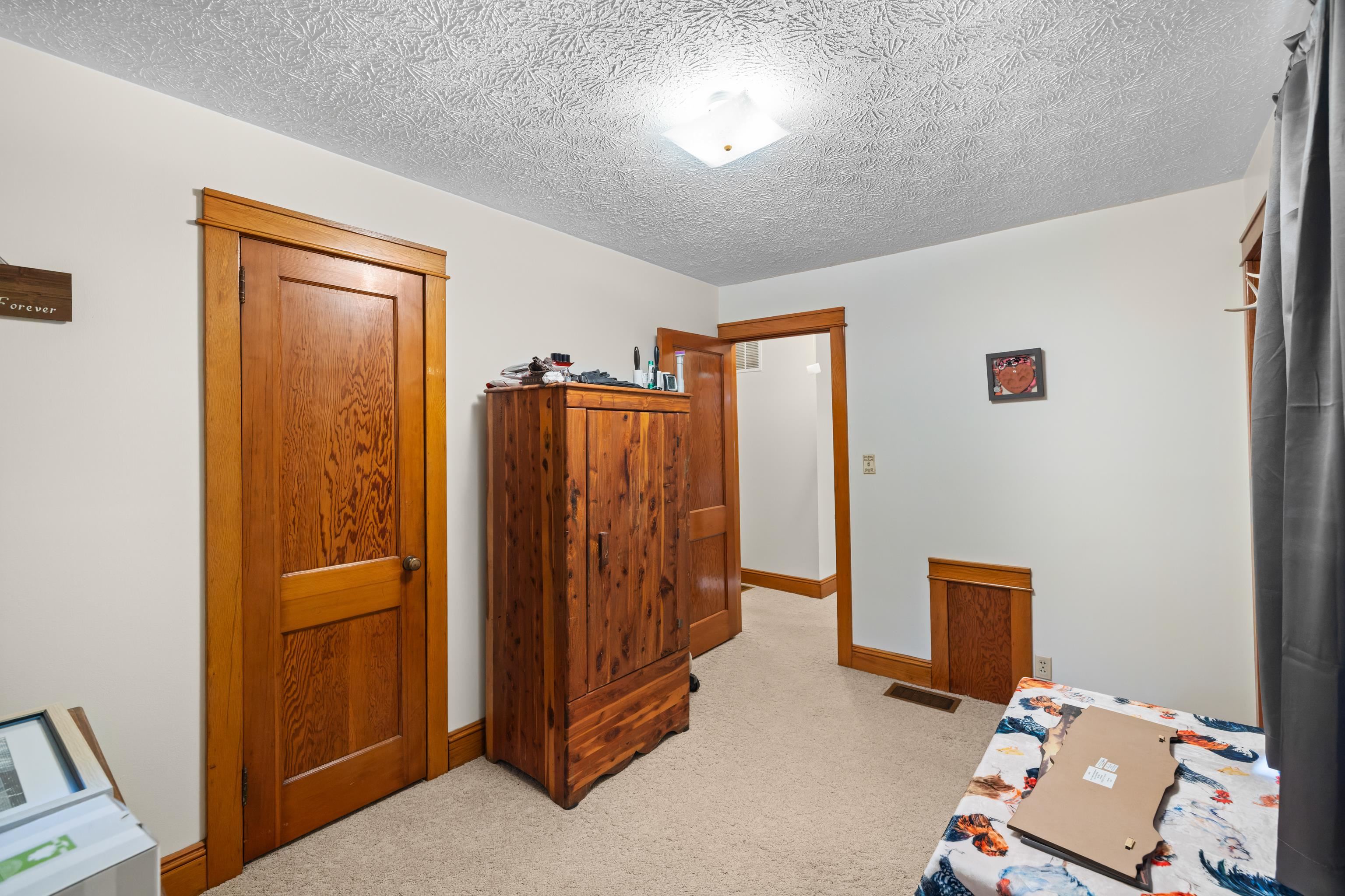 8635 NORTH VALLEY PIKE, ROCKINGHAM, Virginia 22802, 3 Bedrooms Bedrooms, ,1 BathroomBathrooms,Residential,8635 NORTH VALLEY PIKE,681881 MLS # 681881 8635 NORTH VALLEY PIKE, ROCKINGHAM, Virginia 22802, 3 Bedrooms Bedrooms, ,1 BathroomBathrooms,Residential,8635 NORTH VALLEY PIKE,681881 MLS # 681881