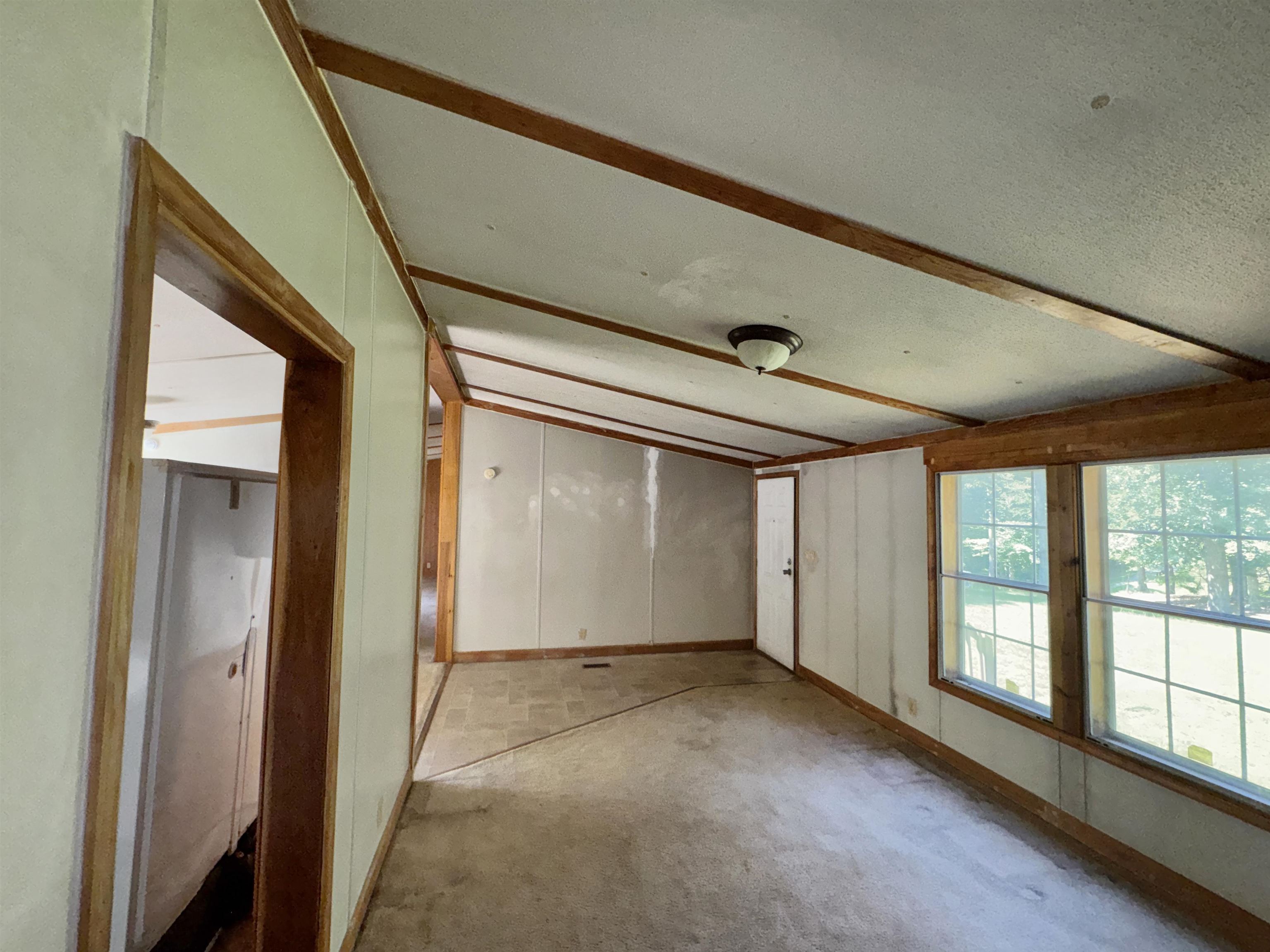 2515 ARLANDA LN, CHARLOTTESVILLE, Virginia 22911, 3 Bedrooms Bedrooms, ,2 BathroomsBathrooms,Residential,2515 ARLANDA LN,681884 MLS # 681884