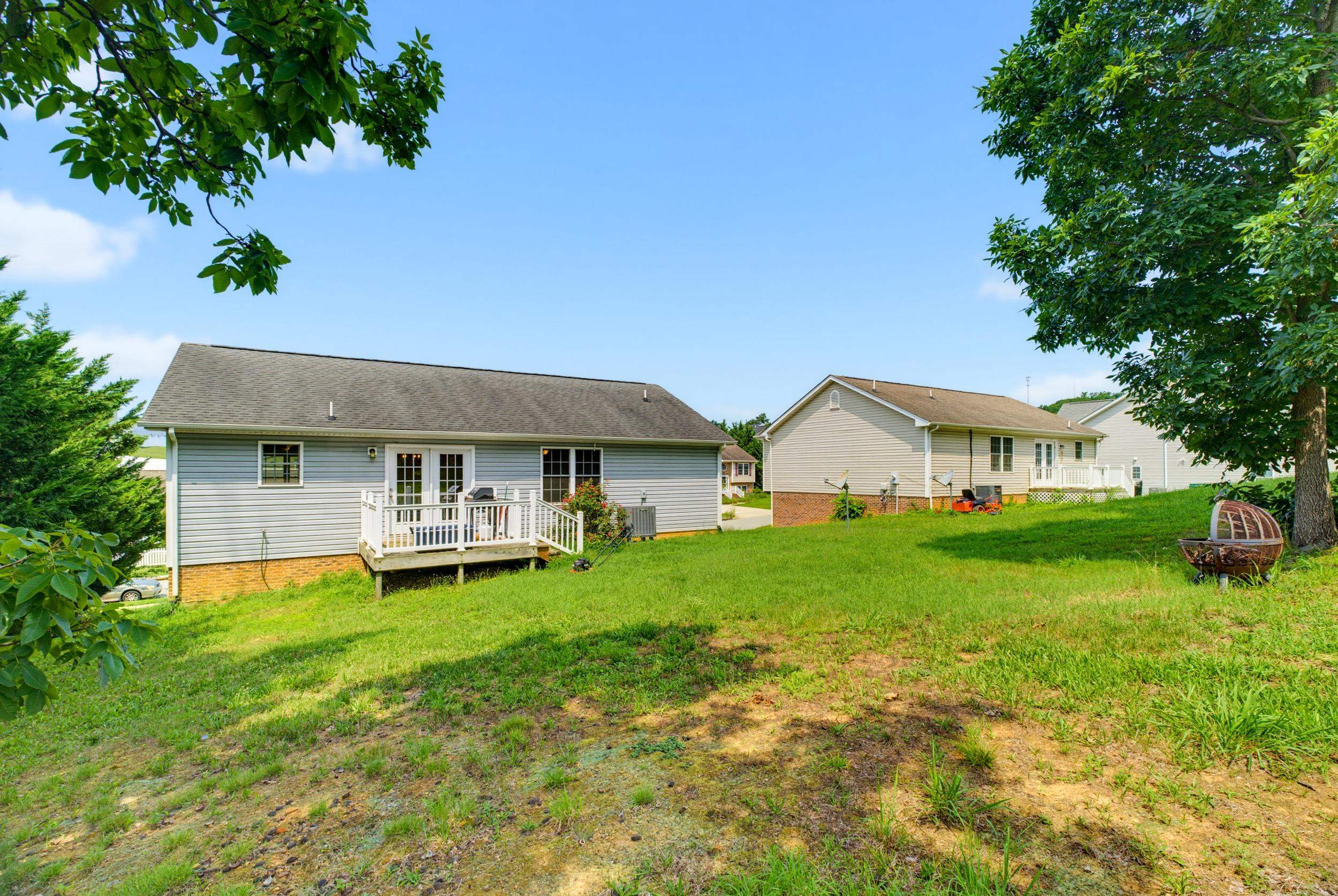 85 LOFTY CIR, STUARTS DRAFT, Virginia 24477, 4 Bedrooms Bedrooms, ,3 BathroomsBathrooms,Residential,85 LOFTY CIR,679674 MLS # 679674 85 LOFTY CIR, STUARTS DRAFT, Virginia 24477, 4 Bedrooms Bedrooms, ,3 BathroomsBathrooms,Residential,85 LOFTY CIR,679674 MLS # 679674