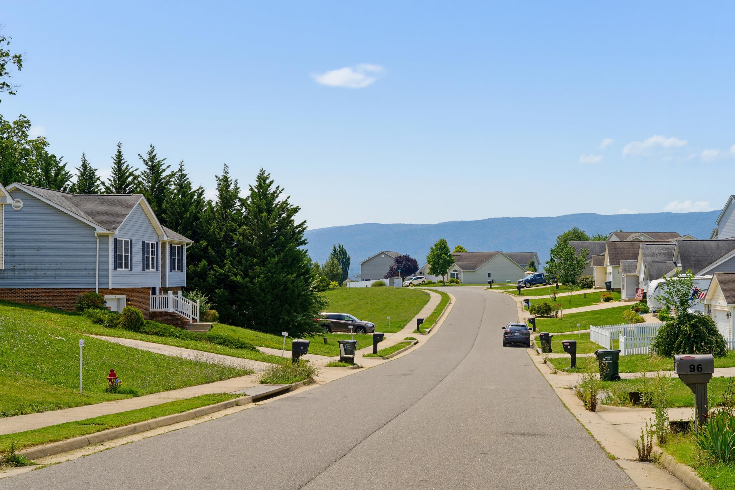 85 LOFTY CIR, STUARTS DRAFT, Virginia 24477, 4 Bedrooms Bedrooms, ,3 BathroomsBathrooms,Residential,85 LOFTY CIR,679674 MLS # 679674 85 LOFTY CIR, STUARTS DRAFT, Virginia 24477, 4 Bedrooms Bedrooms, ,3 BathroomsBathrooms,Residential,85 LOFTY CIR,679674 MLS # 679674