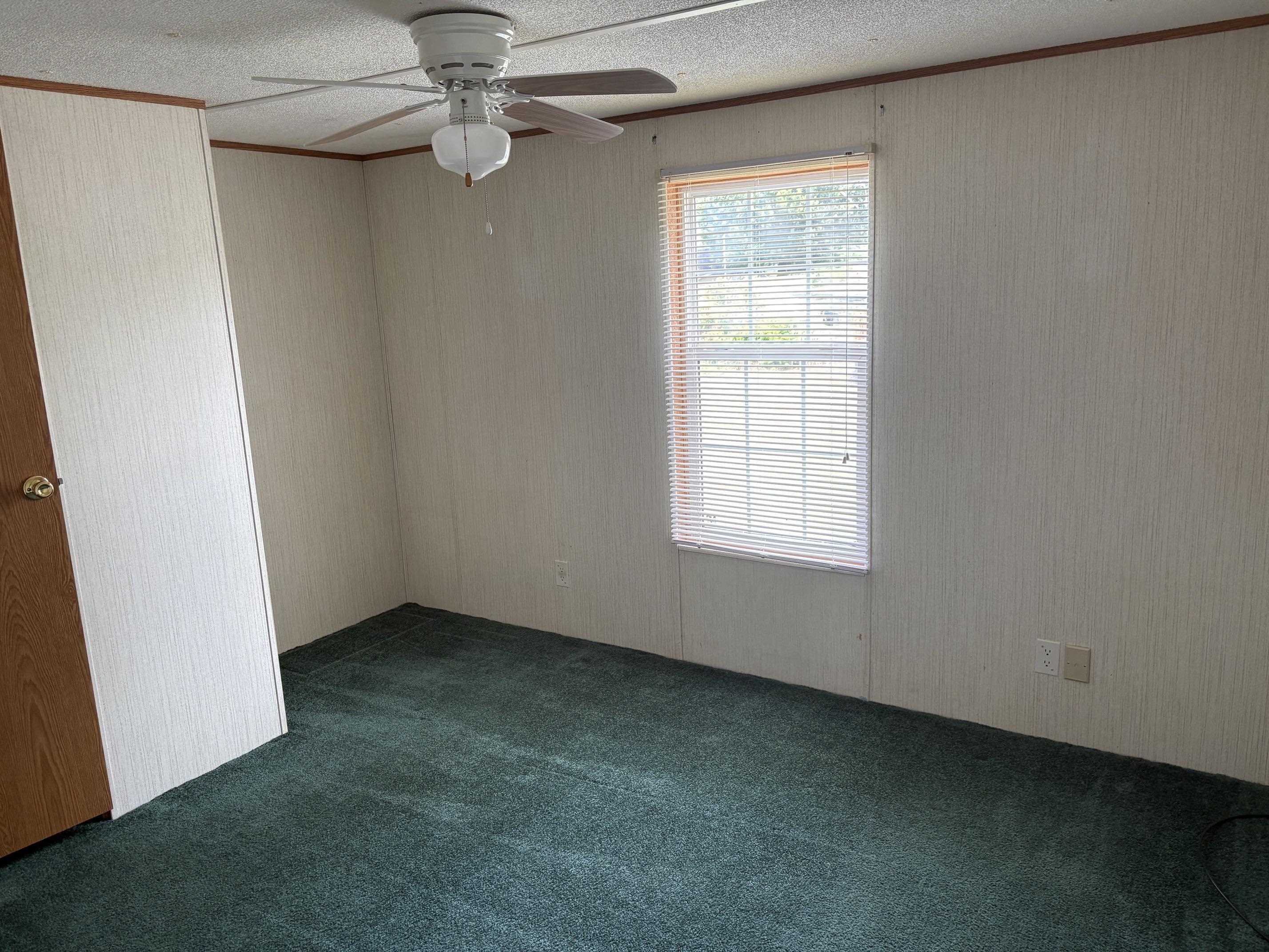 1701 HOPEMAN PKWY, WAYNESBORO, Virginia 22980, 2 Bedrooms Bedrooms, ,2 BathroomsBathrooms,Residential,1701 HOPEMAN PKWY,679711 MLS # 679711