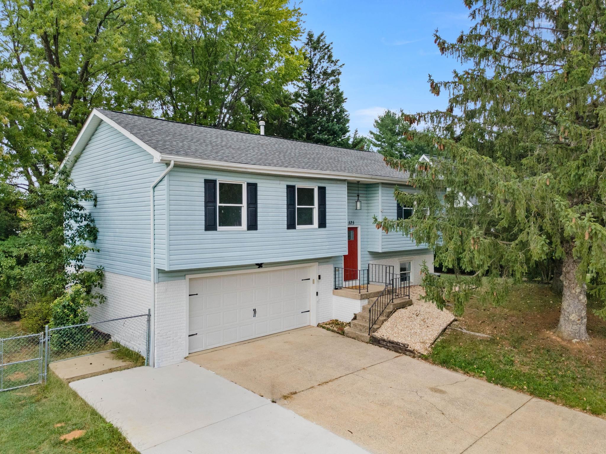 525 EDWARDIAN LN, WAYNESBORO, Virginia 22980, 3 Bedrooms Bedrooms, ,2 BathroomsBathrooms,Residential,525 EDWARDIAN LN,681850 MLS # 681850 525 EDWARDIAN LN, WAYNESBORO, Virginia 22980, 3 Bedrooms Bedrooms, ,2 BathroomsBathrooms,Residential,525 EDWARDIAN LN,681850 MLS # 681850