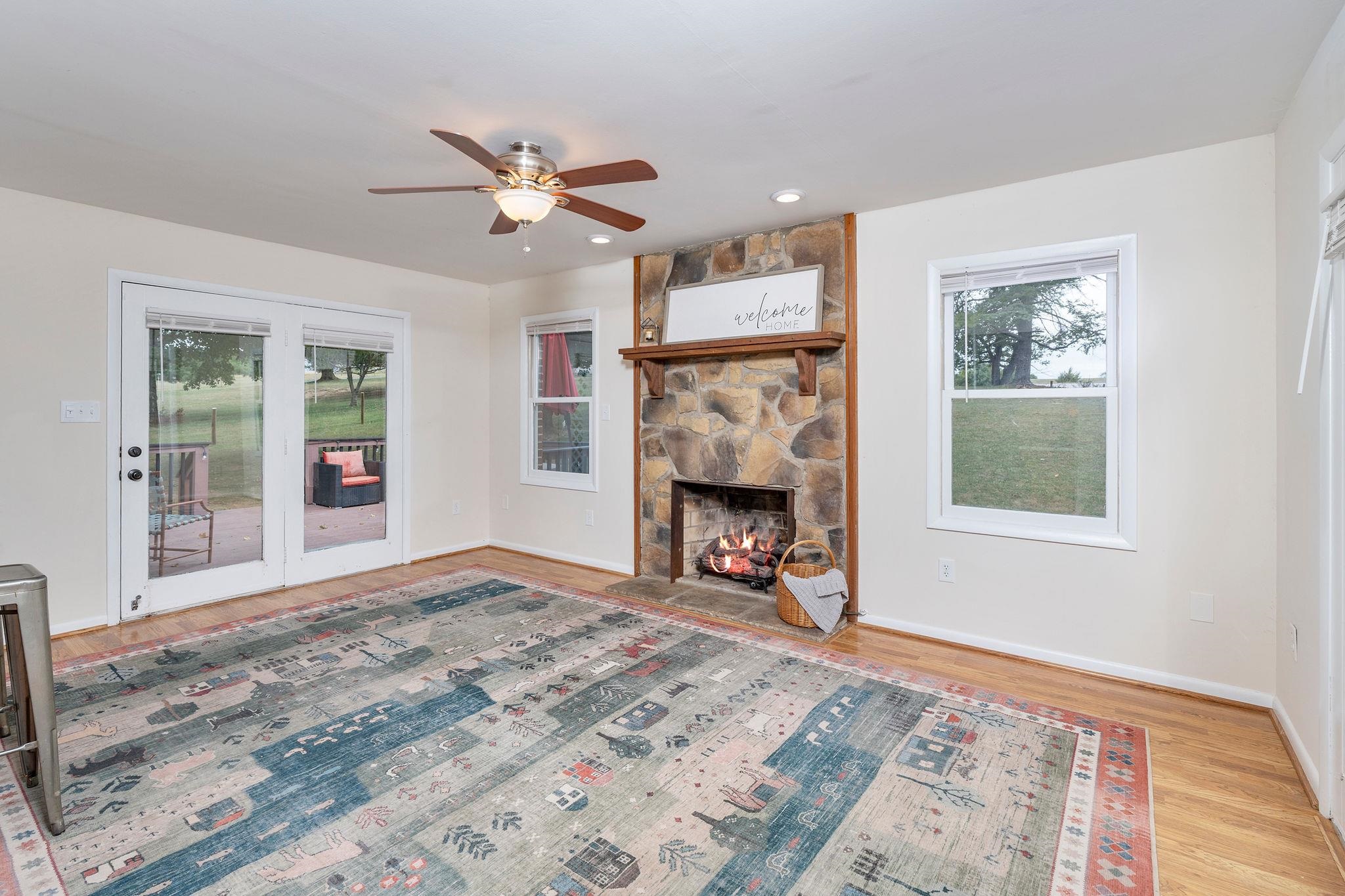 1333 MIDDLEBROOK RD, STAUNTON, Virginia 24401, 3 Bedrooms Bedrooms, ,2 BathroomsBathrooms,Residential,1333 MIDDLEBROOK RD,681886 MLS # 681886 1333 MIDDLEBROOK RD, STAUNTON, Virginia 24401, 3 Bedrooms Bedrooms, ,2 BathroomsBathrooms,Residential,1333 MIDDLEBROOK RD,681886 MLS # 681886
