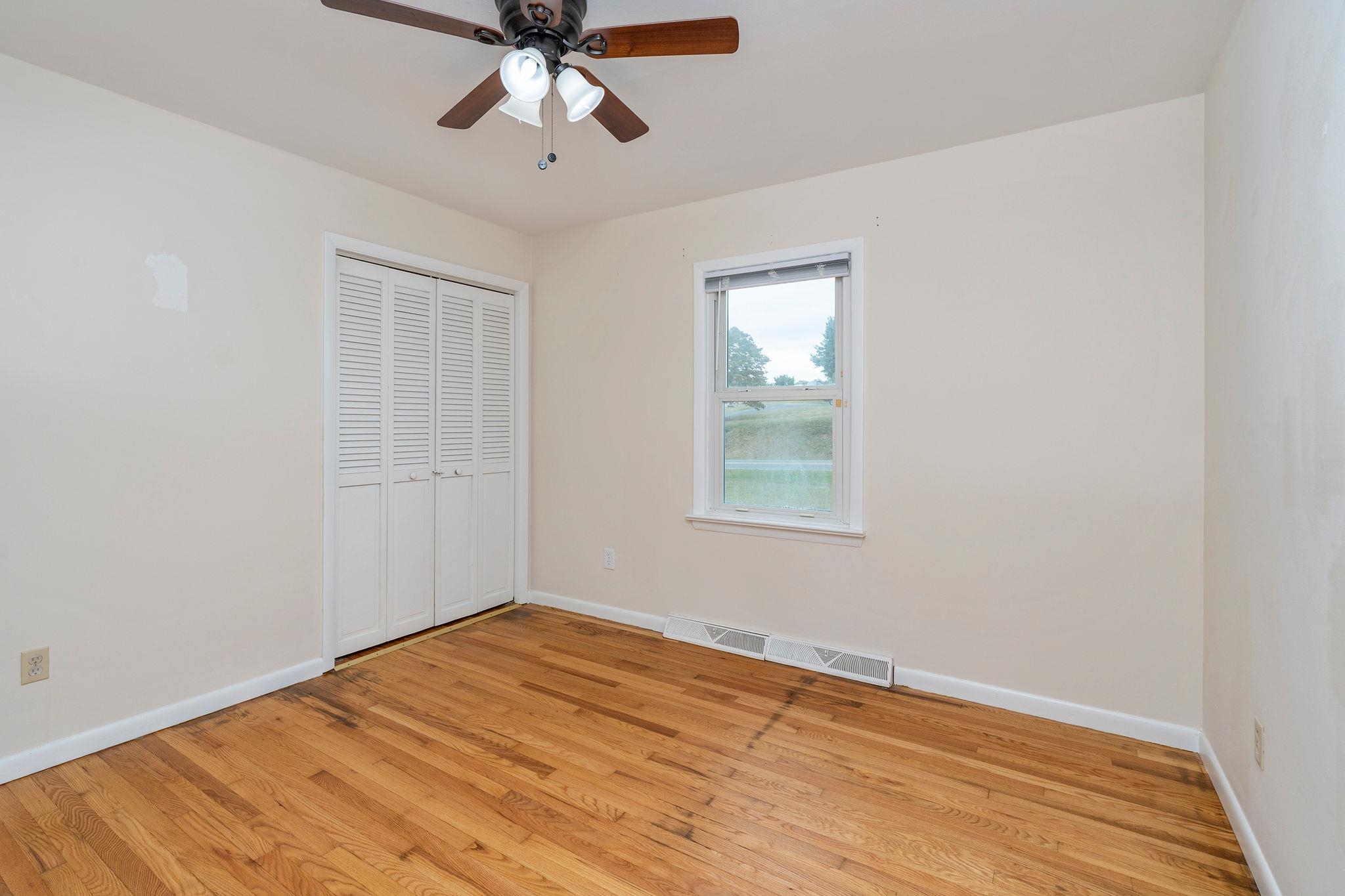 1333 MIDDLEBROOK RD, STAUNTON, Virginia 24401, 3 Bedrooms Bedrooms, ,2 BathroomsBathrooms,Residential,1333 MIDDLEBROOK RD,681886 MLS # 681886 1333 MIDDLEBROOK RD, STAUNTON, Virginia 24401, 3 Bedrooms Bedrooms, ,2 BathroomsBathrooms,Residential,1333 MIDDLEBROOK RD,681886 MLS # 681886