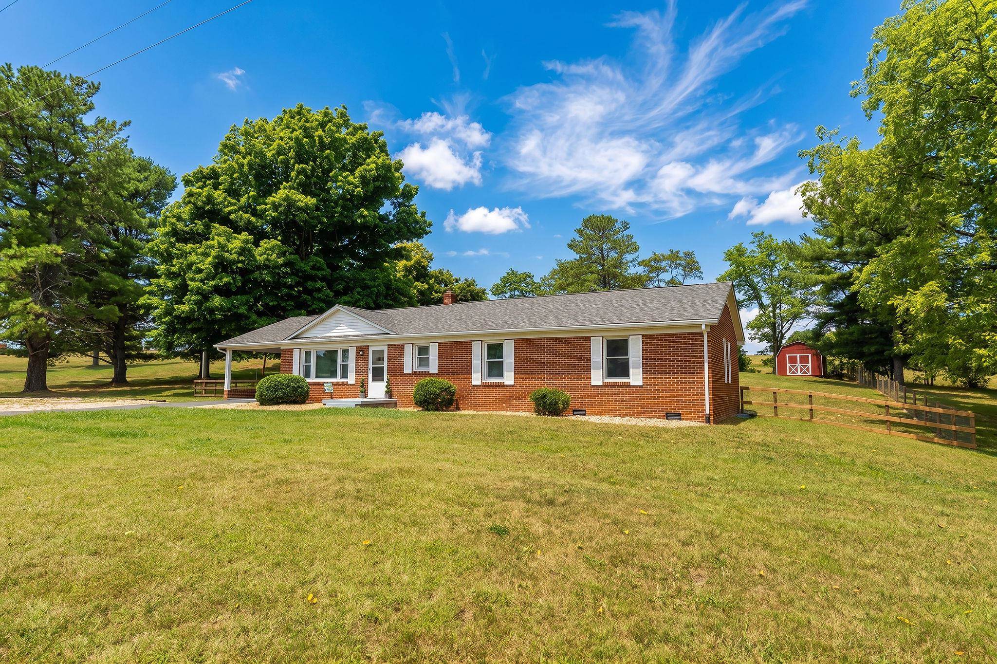 1333 MIDDLEBROOK RD, STAUNTON, Virginia 24401, 3 Bedrooms Bedrooms, ,2 BathroomsBathrooms,Residential,1333 MIDDLEBROOK RD,681886 MLS # 681886 1333 MIDDLEBROOK RD, STAUNTON, Virginia 24401, 3 Bedrooms Bedrooms, ,2 BathroomsBathrooms,Residential,1333 MIDDLEBROOK RD,681886 MLS # 681886