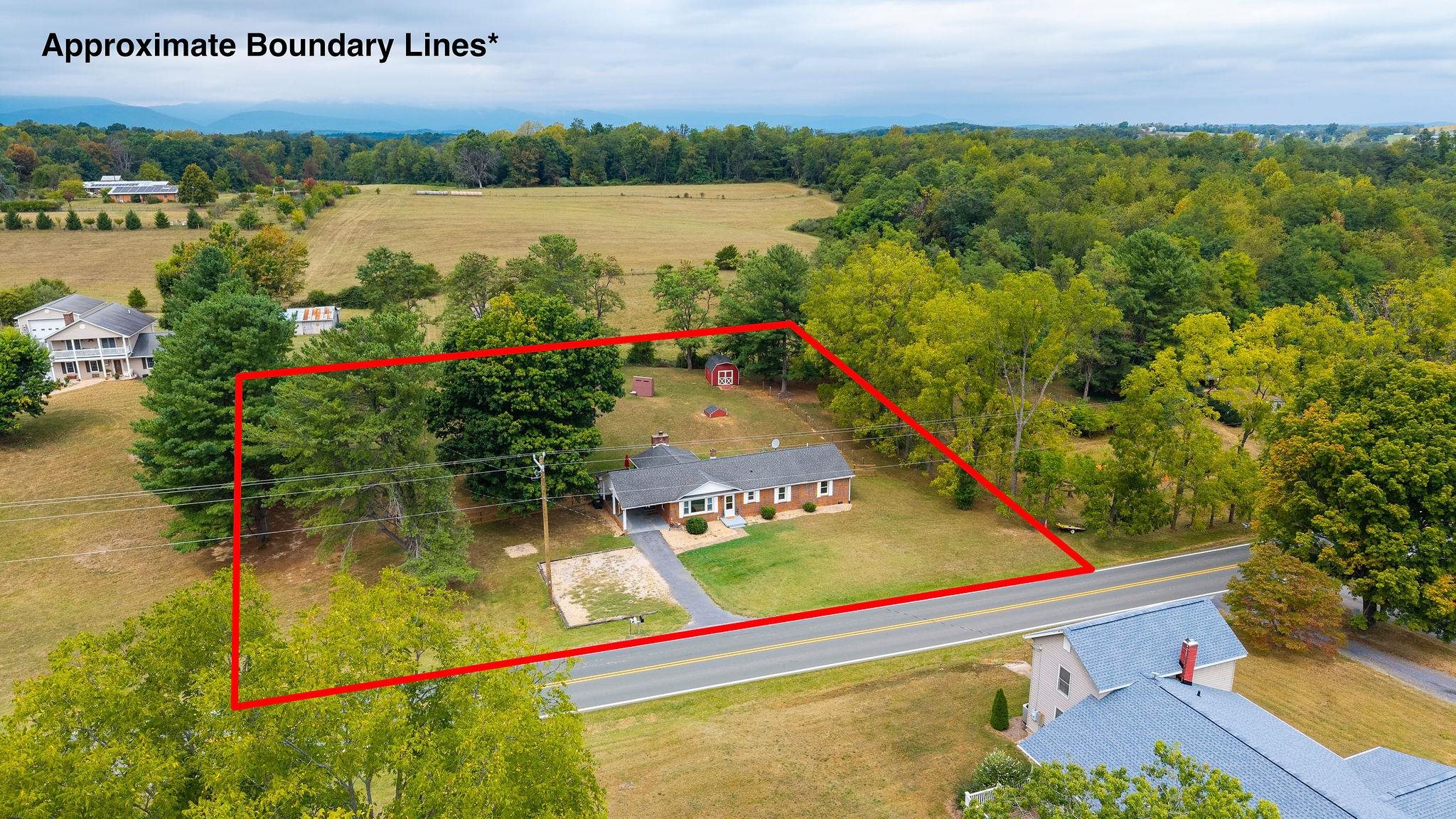 1333 MIDDLEBROOK RD, STAUNTON, Virginia 24401, 3 Bedrooms Bedrooms, ,2 BathroomsBathrooms,Residential,1333 MIDDLEBROOK RD,681886 MLS # 681886 1333 MIDDLEBROOK RD, STAUNTON, Virginia 24401, 3 Bedrooms Bedrooms, ,2 BathroomsBathrooms,Residential,1333 MIDDLEBROOK RD,681886 MLS # 681886