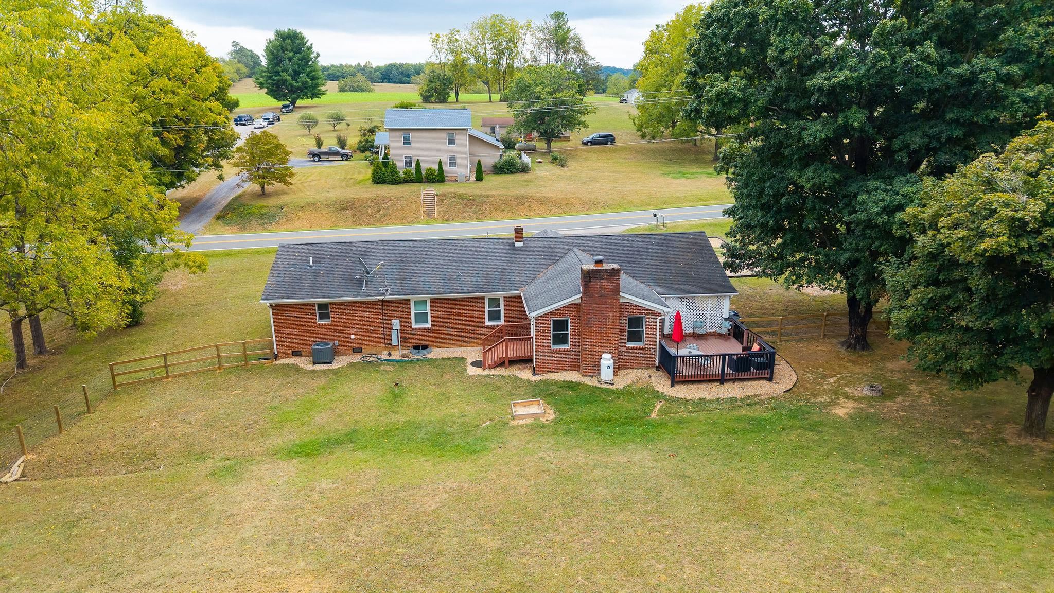 1333 MIDDLEBROOK RD, STAUNTON, Virginia 24401, 3 Bedrooms Bedrooms, ,2 BathroomsBathrooms,Residential,1333 MIDDLEBROOK RD,681886 MLS # 681886 1333 MIDDLEBROOK RD, STAUNTON, Virginia 24401, 3 Bedrooms Bedrooms, ,2 BathroomsBathrooms,Residential,1333 MIDDLEBROOK RD,681886 MLS # 681886