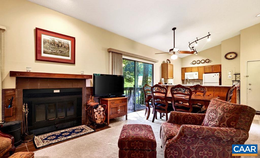 2227 TANNERS RIDGE CONDOS, WINTERGREEN RESORT, Virginia 22967, 2 Bedrooms Bedrooms, ,2 BathroomsBathrooms,Residential,2227 TANNERS RIDGE CONDOS,681887 MLS # 681887 2227 TANNERS RIDGE CONDOS, WINTERGREEN RESORT, Virginia 22967, 2 Bedrooms Bedrooms, ,2 BathroomsBathrooms,Residential,2227 TANNERS RIDGE CONDOS,681887 MLS # 681887