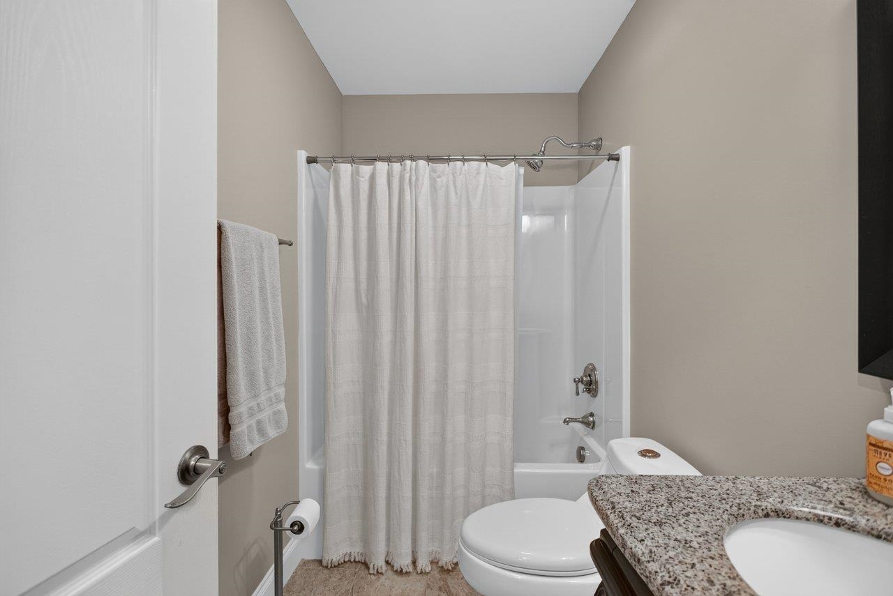 4411 MAGNOLIA RIDGE DR, ROCKINGHAM, Virginia 22801, 4 Bedrooms Bedrooms, ,3 BathroomsBathrooms,Residential,4411 MAGNOLIA RIDGE DR,681888 MLS # 681888 4411 MAGNOLIA RIDGE DR, ROCKINGHAM, Virginia 22801, 4 Bedrooms Bedrooms, ,3 BathroomsBathrooms,Residential,4411 MAGNOLIA RIDGE DR,681888 MLS # 681888