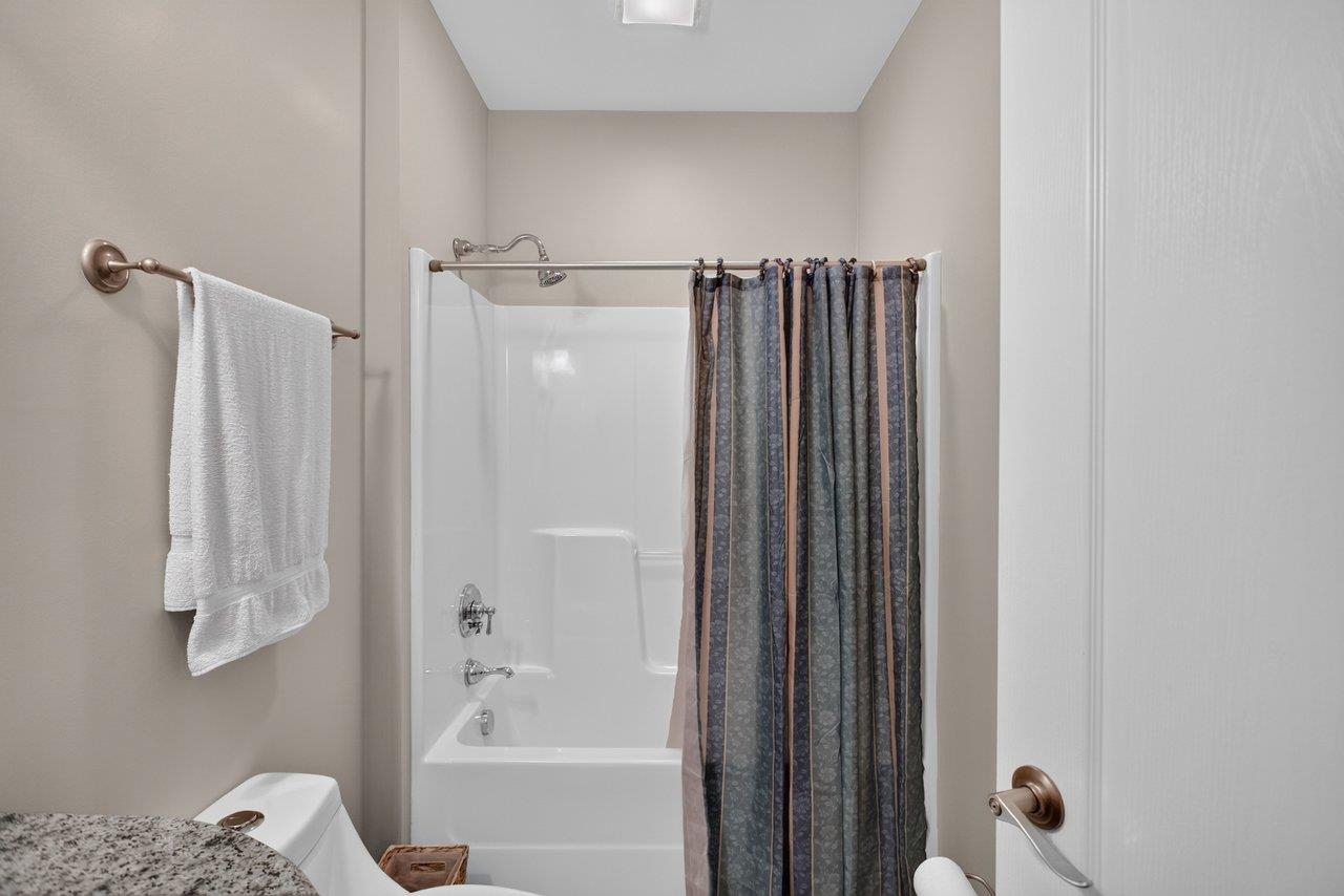 4411 MAGNOLIA RIDGE DR, ROCKINGHAM, Virginia 22801, 4 Bedrooms Bedrooms, ,3 BathroomsBathrooms,Residential,4411 MAGNOLIA RIDGE DR,681888 MLS # 681888 4411 MAGNOLIA RIDGE DR, ROCKINGHAM, Virginia 22801, 4 Bedrooms Bedrooms, ,3 BathroomsBathrooms,Residential,4411 MAGNOLIA RIDGE DR,681888 MLS # 681888