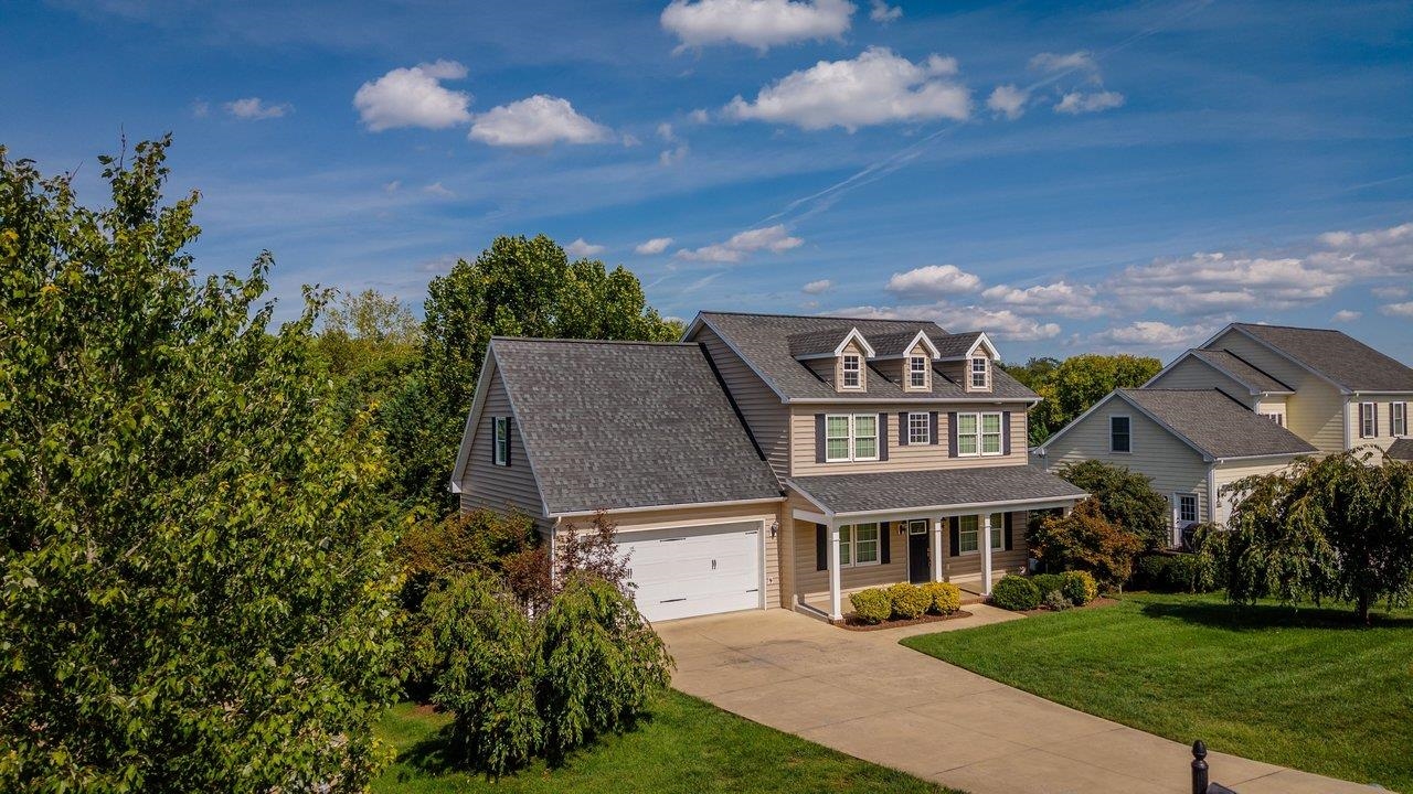 4411 MAGNOLIA RIDGE DR, ROCKINGHAM, Virginia 22801, 4 Bedrooms Bedrooms, ,3 BathroomsBathrooms,Residential,4411 MAGNOLIA RIDGE DR,681888 MLS # 681888 4411 MAGNOLIA RIDGE DR, ROCKINGHAM, Virginia 22801, 4 Bedrooms Bedrooms, ,3 BathroomsBathrooms,Residential,4411 MAGNOLIA RIDGE DR,681888 MLS # 681888