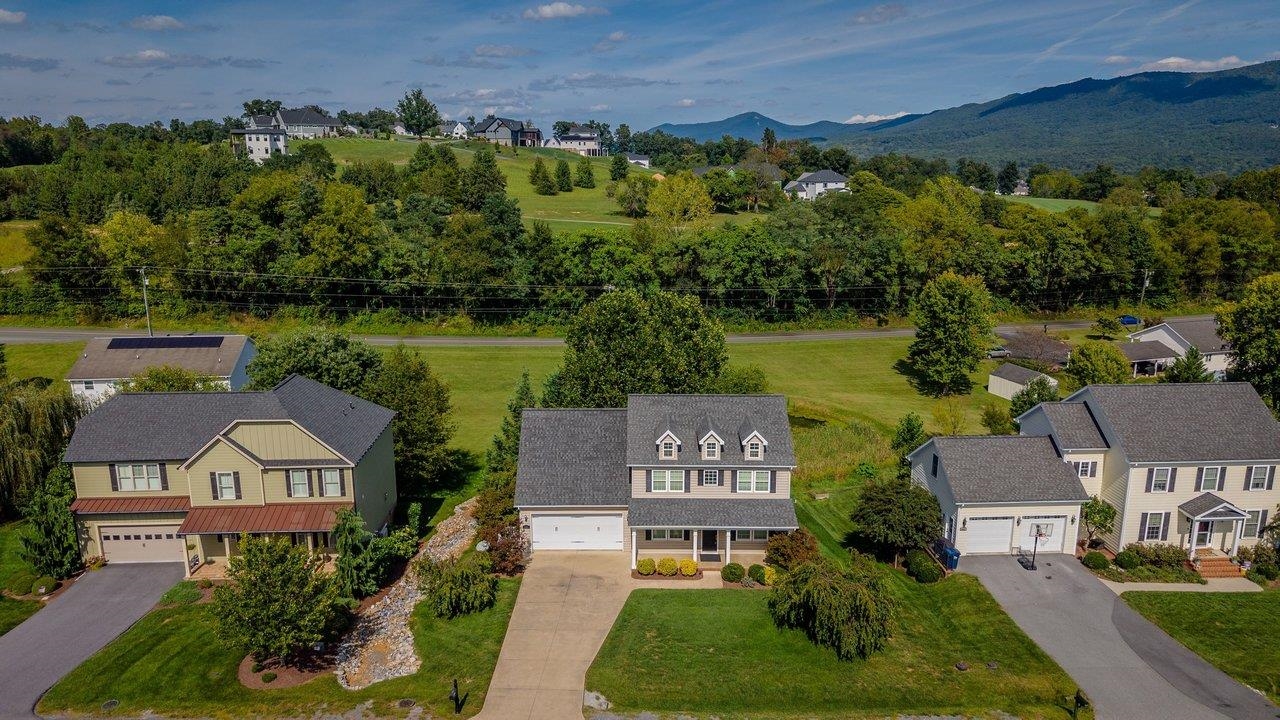 4411 MAGNOLIA RIDGE DR, ROCKINGHAM, Virginia 22801, 4 Bedrooms Bedrooms, ,3 BathroomsBathrooms,Residential,4411 MAGNOLIA RIDGE DR,681888 MLS # 681888 4411 MAGNOLIA RIDGE DR, ROCKINGHAM, Virginia 22801, 4 Bedrooms Bedrooms, ,3 BathroomsBathrooms,Residential,4411 MAGNOLIA RIDGE DR,681888 MLS # 681888