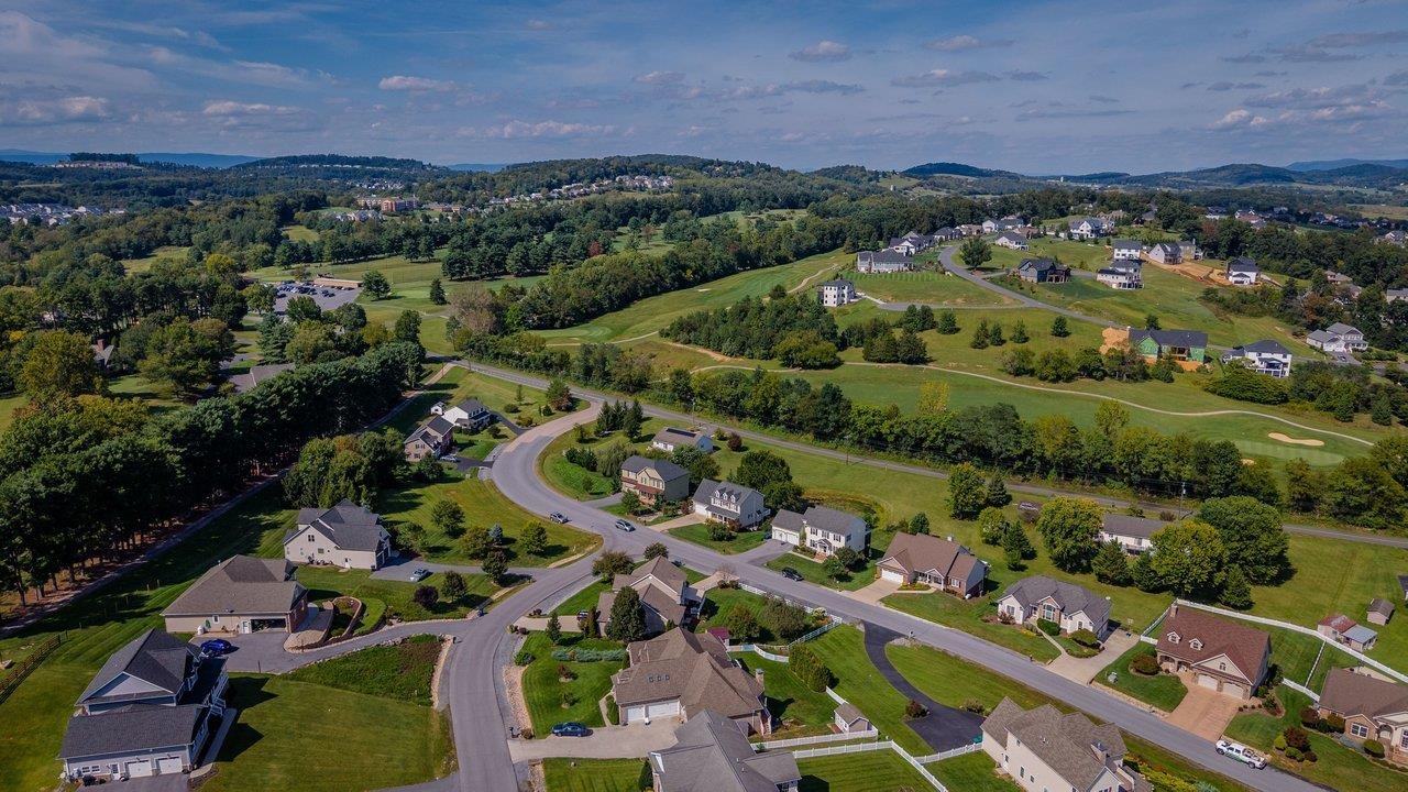 4411 MAGNOLIA RIDGE DR, ROCKINGHAM, Virginia 22801, 4 Bedrooms Bedrooms, ,3 BathroomsBathrooms,Residential,4411 MAGNOLIA RIDGE DR,681888 MLS # 681888 4411 MAGNOLIA RIDGE DR, ROCKINGHAM, Virginia 22801, 4 Bedrooms Bedrooms, ,3 BathroomsBathrooms,Residential,4411 MAGNOLIA RIDGE DR,681888 MLS # 681888
