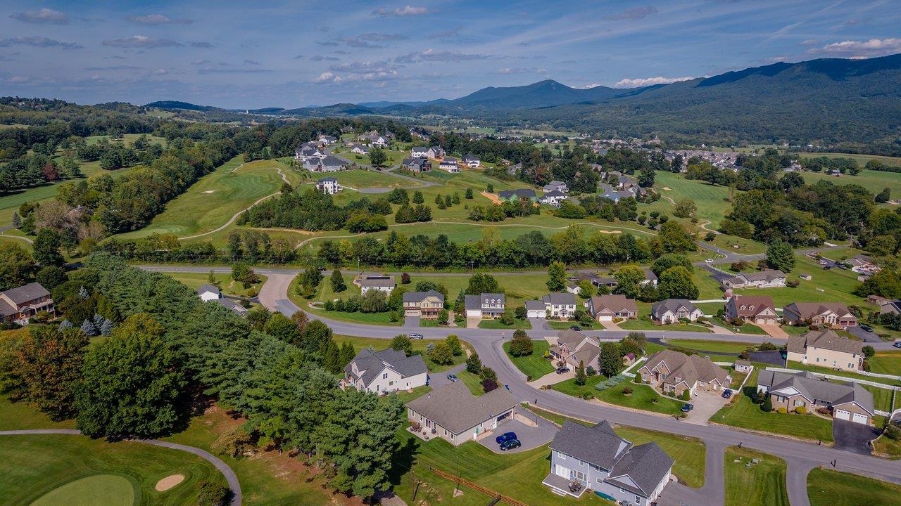 4411 MAGNOLIA RIDGE DR, ROCKINGHAM, Virginia 22801, 4 Bedrooms Bedrooms, ,3 BathroomsBathrooms,Residential,4411 MAGNOLIA RIDGE DR,681888 MLS # 681888 4411 MAGNOLIA RIDGE DR, ROCKINGHAM, Virginia 22801, 4 Bedrooms Bedrooms, ,3 BathroomsBathrooms,Residential,4411 MAGNOLIA RIDGE DR,681888 MLS # 681888