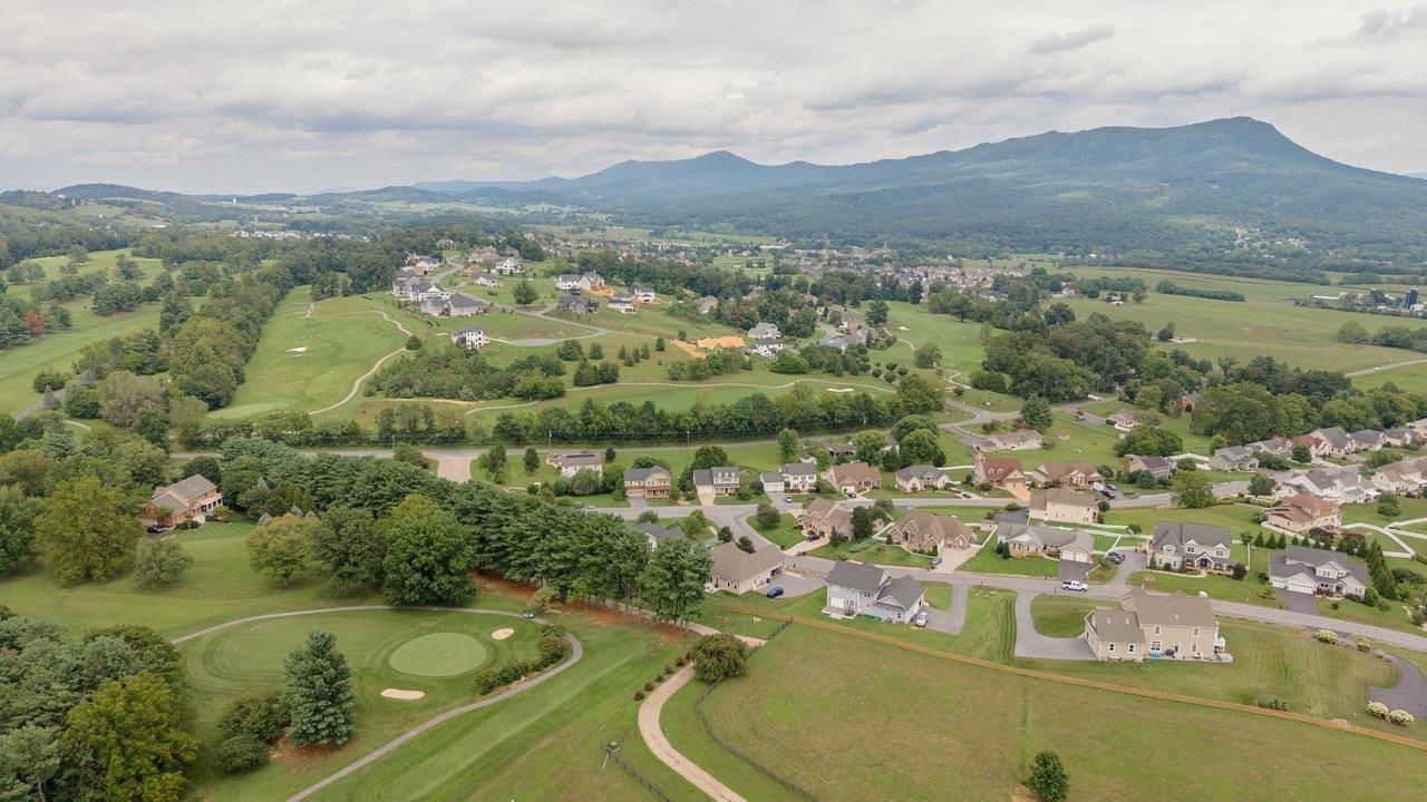 4411 MAGNOLIA RIDGE DR, ROCKINGHAM, Virginia 22801, 4 Bedrooms Bedrooms, ,3 BathroomsBathrooms,Residential,4411 MAGNOLIA RIDGE DR,681888 MLS # 681888 4411 MAGNOLIA RIDGE DR, ROCKINGHAM, Virginia 22801, 4 Bedrooms Bedrooms, ,3 BathroomsBathrooms,Residential,4411 MAGNOLIA RIDGE DR,681888 MLS # 681888