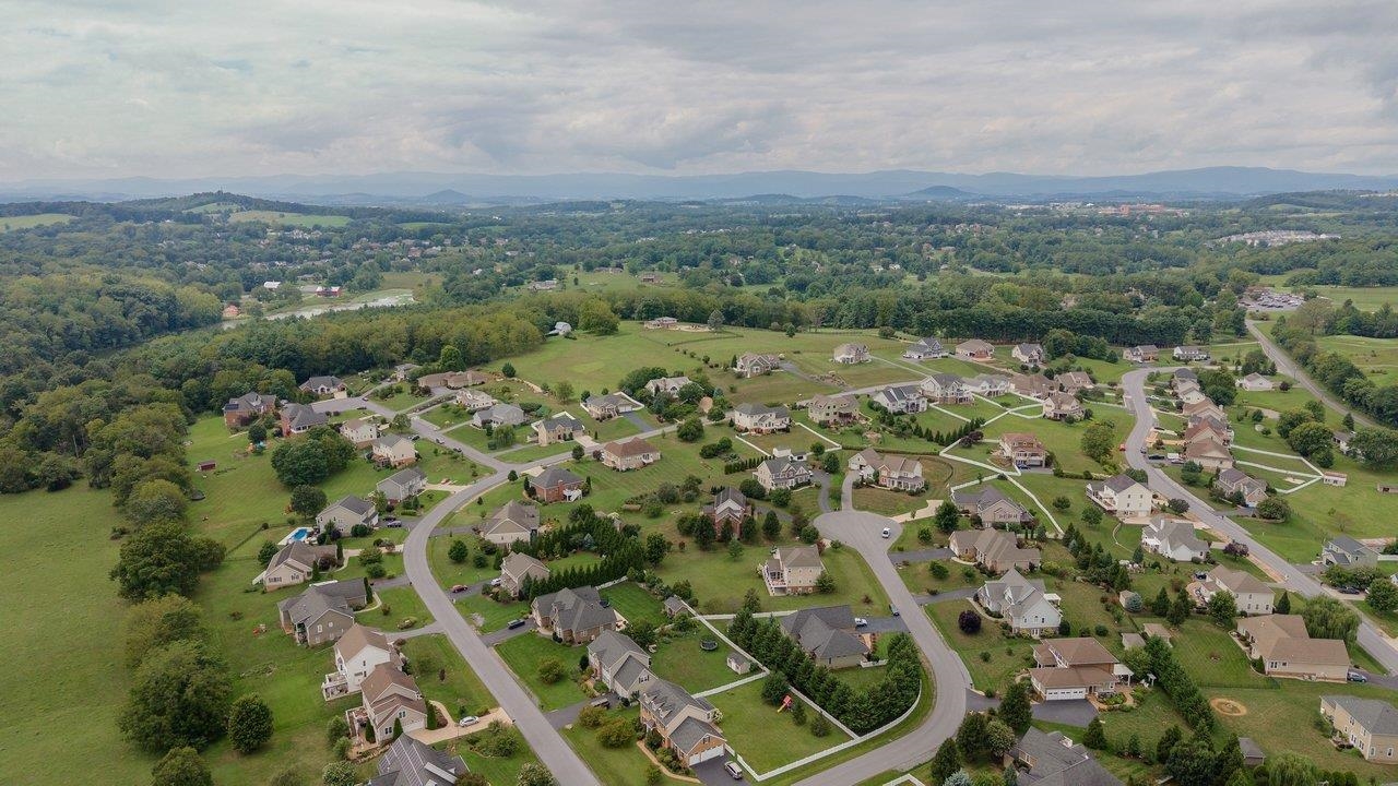 4411 MAGNOLIA RIDGE DR, ROCKINGHAM, Virginia 22801, 4 Bedrooms Bedrooms, ,3 BathroomsBathrooms,Residential,4411 MAGNOLIA RIDGE DR,681888 MLS # 681888 4411 MAGNOLIA RIDGE DR, ROCKINGHAM, Virginia 22801, 4 Bedrooms Bedrooms, ,3 BathroomsBathrooms,Residential,4411 MAGNOLIA RIDGE DR,681888 MLS # 681888