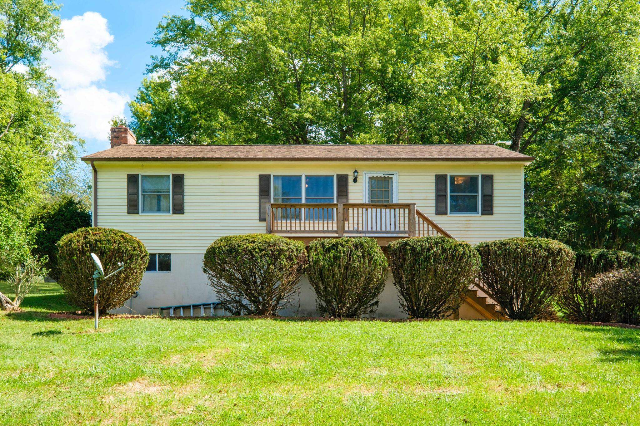 7406 MOUNTAIN VALLEY RD, KEEZLETOWN, Virginia 22832, 3 Bedrooms Bedrooms, ,1 BathroomBathrooms,Residential,7406 MOUNTAIN VALLEY RD,681889 MLS # 681889 7406 MOUNTAIN VALLEY RD, KEEZLETOWN, Virginia 22832, 3 Bedrooms Bedrooms, ,1 BathroomBathrooms,Residential,7406 MOUNTAIN VALLEY RD,681889 MLS # 681889