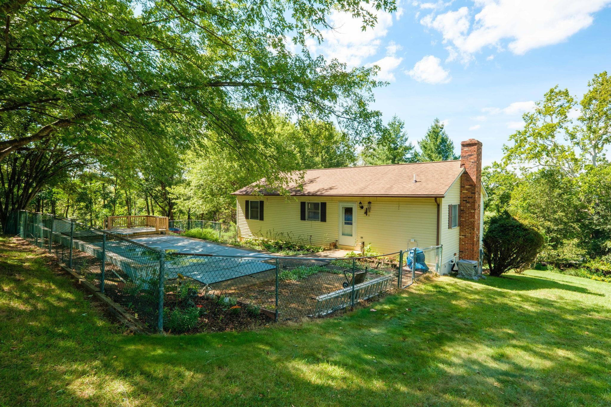 7406 MOUNTAIN VALLEY RD, KEEZLETOWN, Virginia 22832, 3 Bedrooms Bedrooms, ,1 BathroomBathrooms,Residential,7406 MOUNTAIN VALLEY RD,681889 MLS # 681889 7406 MOUNTAIN VALLEY RD, KEEZLETOWN, Virginia 22832, 3 Bedrooms Bedrooms, ,1 BathroomBathrooms,Residential,7406 MOUNTAIN VALLEY RD,681889 MLS # 681889
