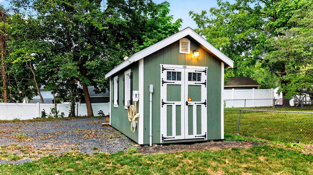 26 LAKE AVE, STAUNTON, Virginia 22980, 4 Bedrooms Bedrooms, ,3 BathroomsBathrooms,Residential,26 LAKE AVE,681892 MLS # 681892 26 LAKE AVE, STAUNTON, Virginia 22980, 4 Bedrooms Bedrooms, ,3 BathroomsBathrooms,Residential,26 LAKE AVE,681892 MLS # 681892