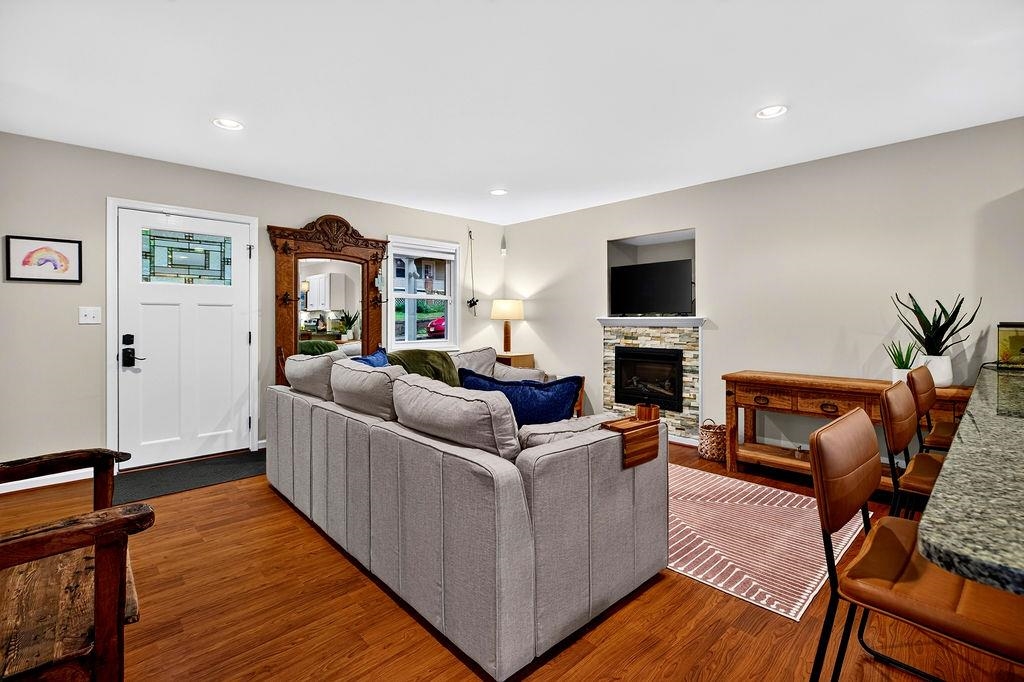 26 LAKE AVE, STAUNTON, Virginia 22980, 4 Bedrooms Bedrooms, ,3 BathroomsBathrooms,Residential,26 LAKE AVE,681892 MLS # 681892 26 LAKE AVE, STAUNTON, Virginia 22980, 4 Bedrooms Bedrooms, ,3 BathroomsBathrooms,Residential,26 LAKE AVE,681892 MLS # 681892
