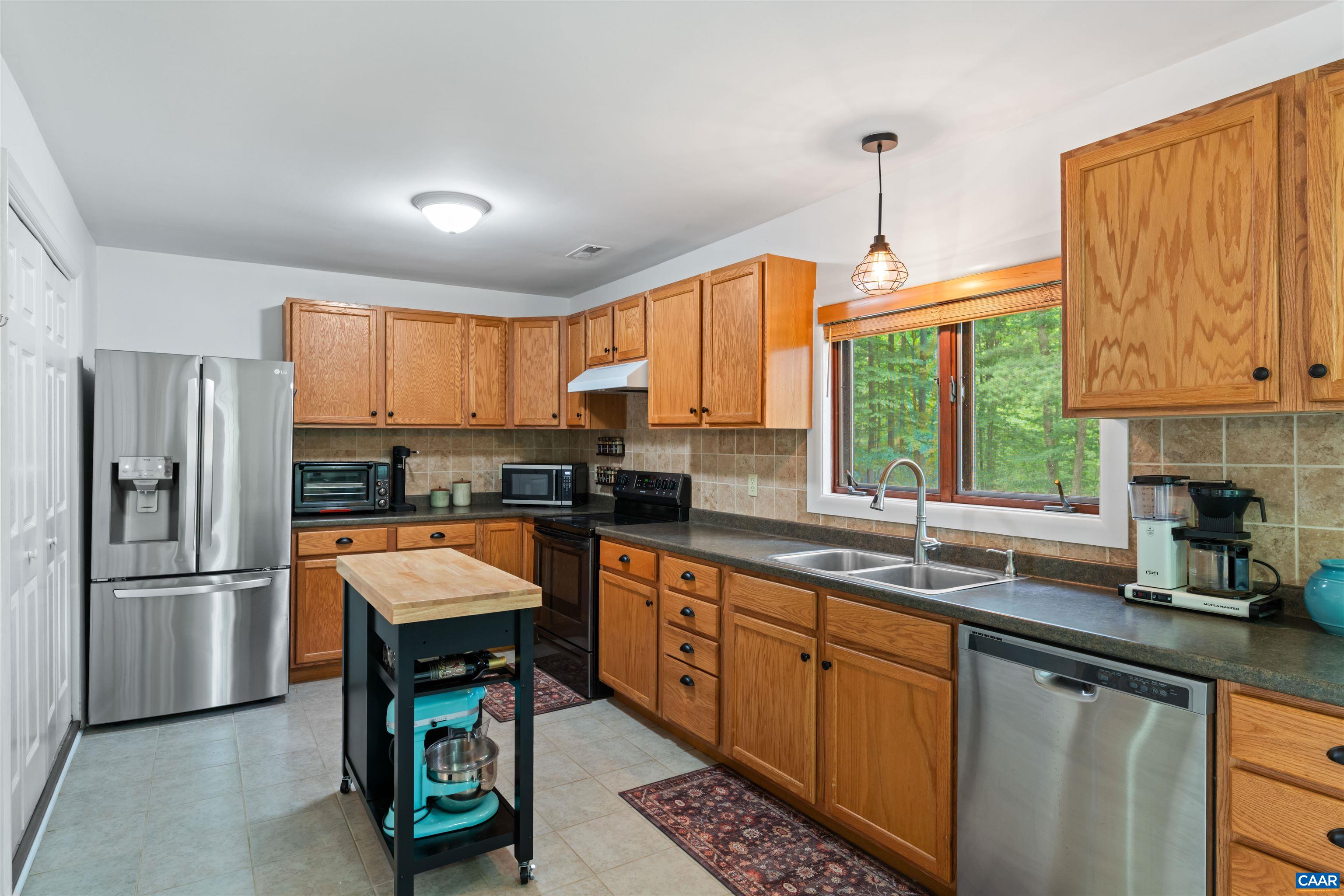 136 WOLFTOWN-HOOD RD, HOOD, Virginia 22723, 2 Bedrooms Bedrooms, ,1 BathroomBathrooms,Residential,136 WOLFTOWN-HOOD RD,681894 MLS # 681894
