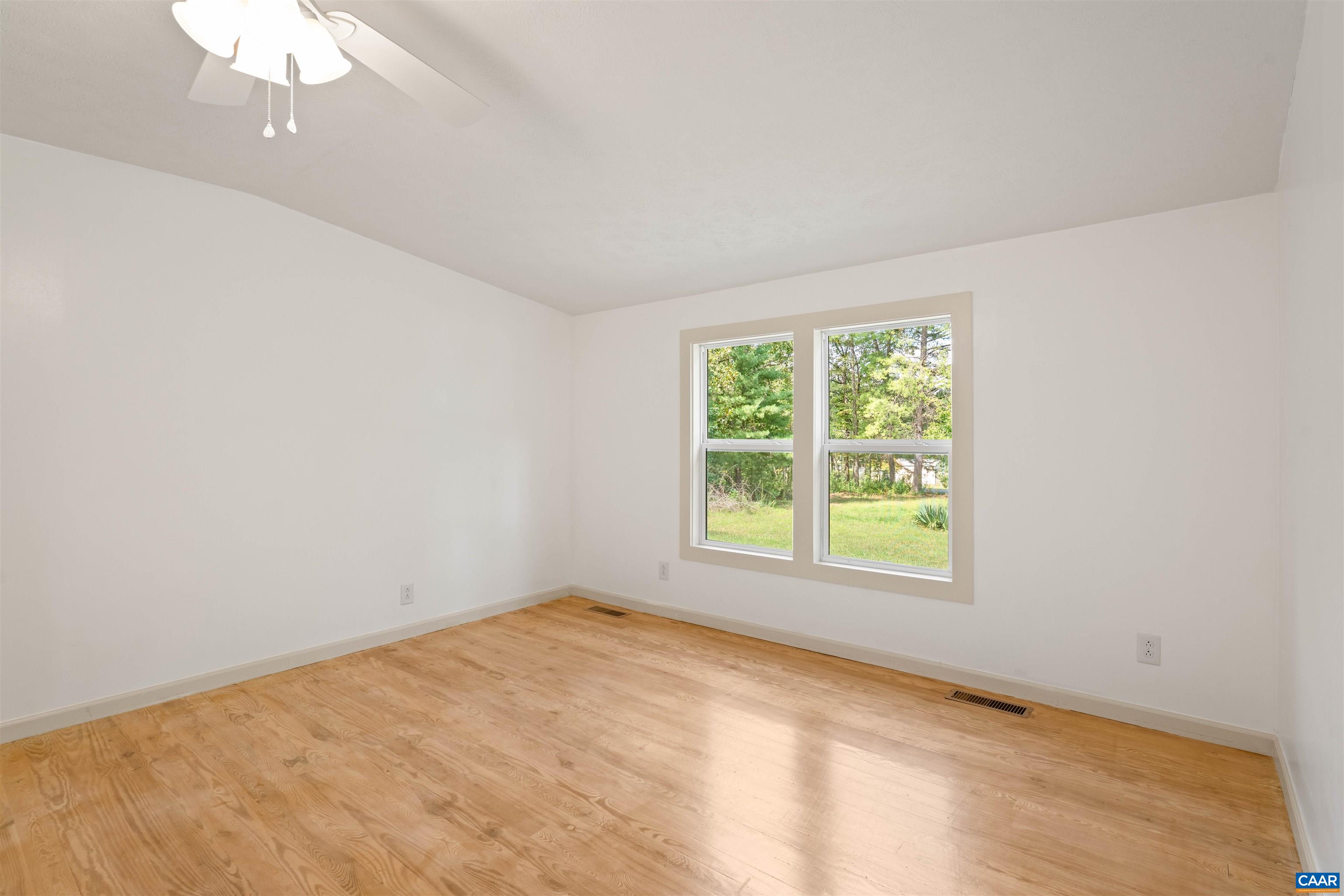 131 BEARS DEN TRL, GREENVILLE, Virginia 24440, 3 Bedrooms Bedrooms, ,2 BathroomsBathrooms,Residential,131 BEARS DEN TRL,681895 MLS # 681895 131 BEARS DEN TRL, GREENVILLE, Virginia 24440, 3 Bedrooms Bedrooms, ,2 BathroomsBathrooms,Residential,131 BEARS DEN TRL,681895 MLS # 681895