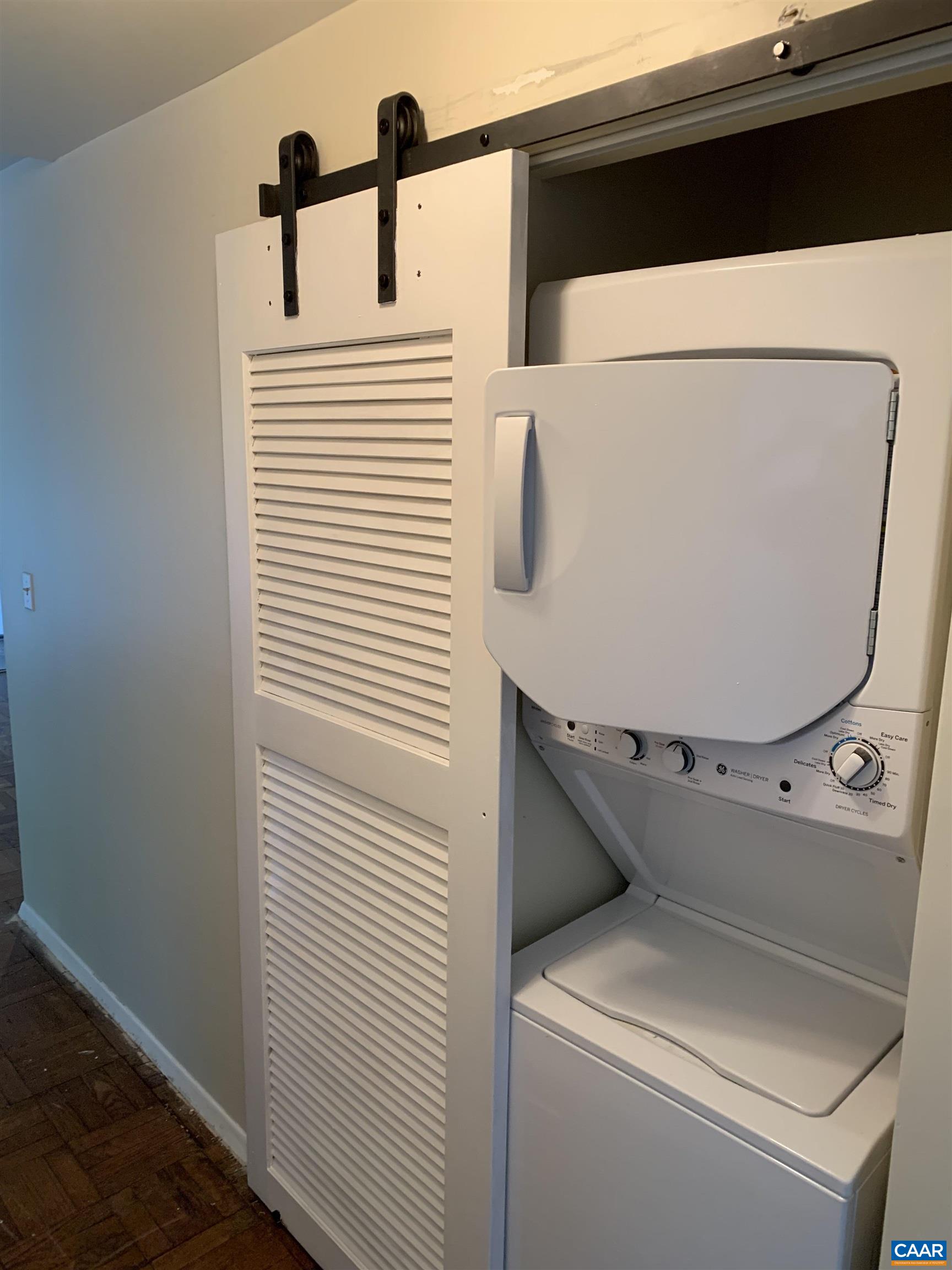 1215 WERTLAND ST, CHARLOTTESVILLE, Virginia 22903, 2 Bedrooms Bedrooms, ,1 BathroomBathrooms,Residential,The Corner Village,1215 WERTLAND ST,681896 MLS # 681896 1215 WERTLAND ST, CHARLOTTESVILLE, Virginia 22903, 2 Bedrooms Bedrooms, ,1 BathroomBathrooms,Residential,The Corner Village,1215 WERTLAND ST,681896 MLS # 681896