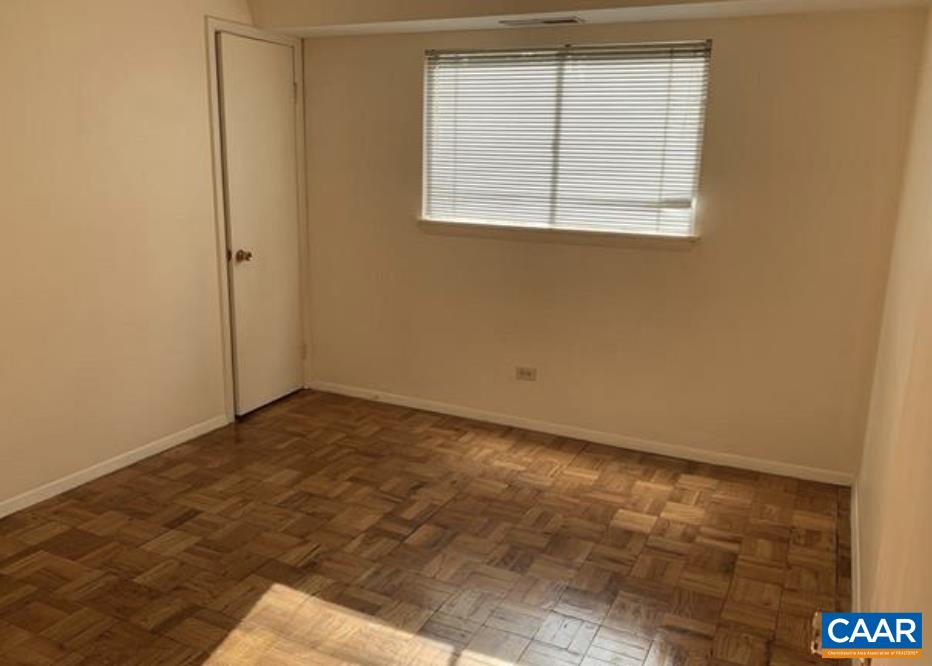1215 WERTLAND ST, CHARLOTTESVILLE, Virginia 22903, 2 Bedrooms Bedrooms, ,1 BathroomBathrooms,Residential,The Corner Village,1215 WERTLAND ST,681896 MLS # 681896 1215 WERTLAND ST, CHARLOTTESVILLE, Virginia 22903, 2 Bedrooms Bedrooms, ,1 BathroomBathrooms,Residential,The Corner Village,1215 WERTLAND ST,681896 MLS # 681896