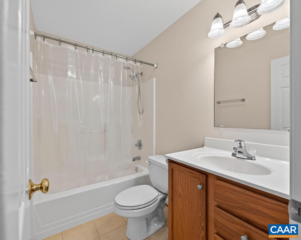 368 HUMMINGBIRD RD, SCOTTSVILLE, Virginia 24590, 3 Bedrooms Bedrooms, ,2 BathroomsBathrooms,Residential,368 HUMMINGBIRD RD,681903 MLS # 681903 368 HUMMINGBIRD RD, SCOTTSVILLE, Virginia 24590, 3 Bedrooms Bedrooms, ,2 BathroomsBathrooms,Residential,368 HUMMINGBIRD RD,681903 MLS # 681903