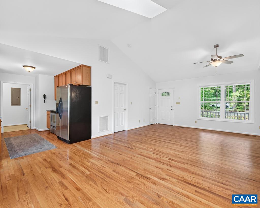 368 HUMMINGBIRD RD, SCOTTSVILLE, Virginia 24590, 3 Bedrooms Bedrooms, ,2 BathroomsBathrooms,Residential,368 HUMMINGBIRD RD,681903 MLS # 681903 368 HUMMINGBIRD RD, SCOTTSVILLE, Virginia 24590, 3 Bedrooms Bedrooms, ,2 BathroomsBathrooms,Residential,368 HUMMINGBIRD RD,681903 MLS # 681903