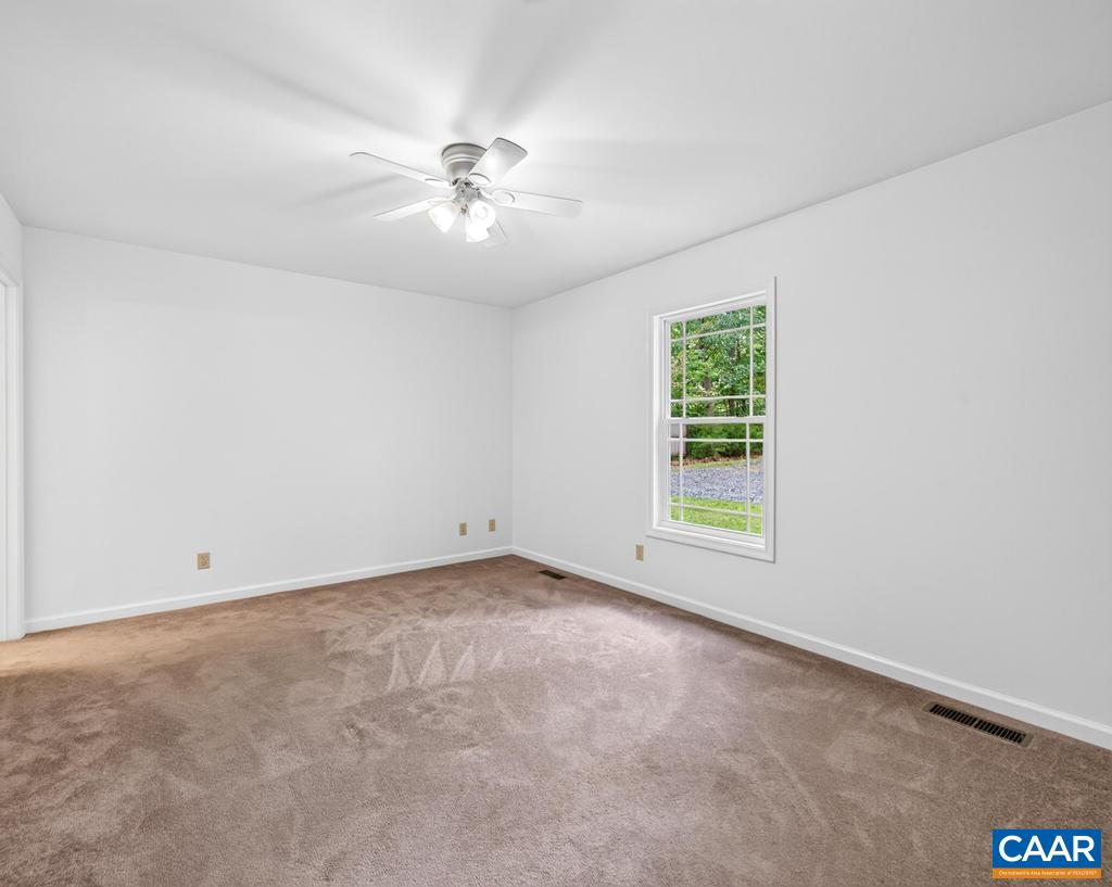 368 HUMMINGBIRD RD, SCOTTSVILLE, Virginia 24590, 3 Bedrooms Bedrooms, ,2 BathroomsBathrooms,Residential,368 HUMMINGBIRD RD,681903 MLS # 681903 368 HUMMINGBIRD RD, SCOTTSVILLE, Virginia 24590, 3 Bedrooms Bedrooms, ,2 BathroomsBathrooms,Residential,368 HUMMINGBIRD RD,681903 MLS # 681903