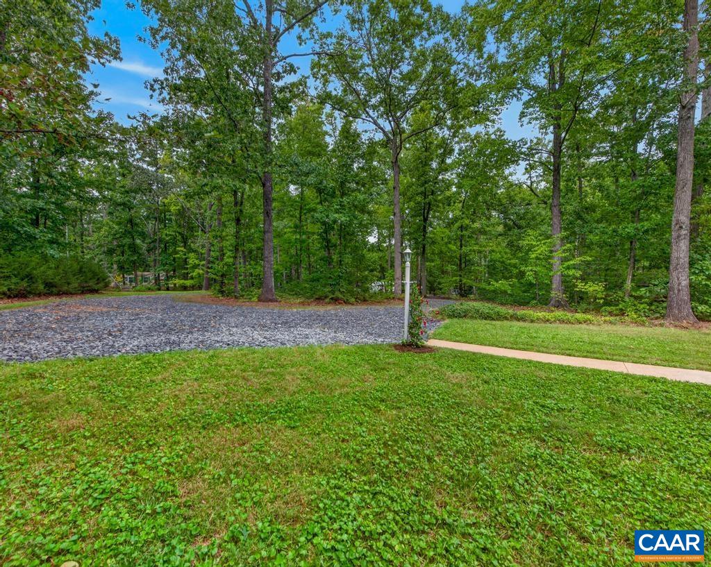 368 HUMMINGBIRD RD, SCOTTSVILLE, Virginia 24590, 3 Bedrooms Bedrooms, ,2 BathroomsBathrooms,Residential,368 HUMMINGBIRD RD,681903 MLS # 681903 368 HUMMINGBIRD RD, SCOTTSVILLE, Virginia 24590, 3 Bedrooms Bedrooms, ,2 BathroomsBathrooms,Residential,368 HUMMINGBIRD RD,681903 MLS # 681903