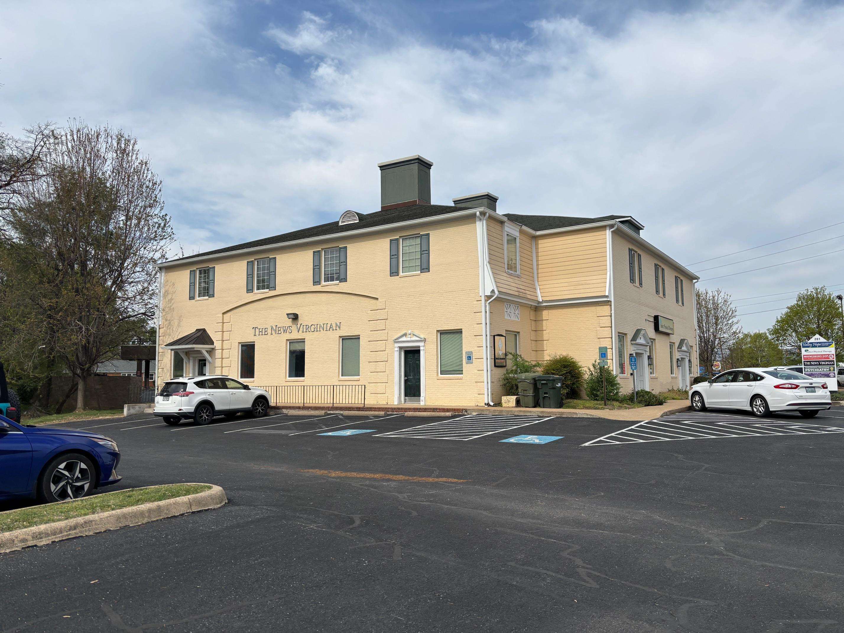 201 ROSSER AVE, WAYNESBORO, Virginia 22980, ,Commercial,201 ROSSER AVE,681912 MLS # 681912 201 ROSSER AVE, WAYNESBORO, Virginia 22980, ,Commercial,201 ROSSER AVE,681912 MLS # 681912