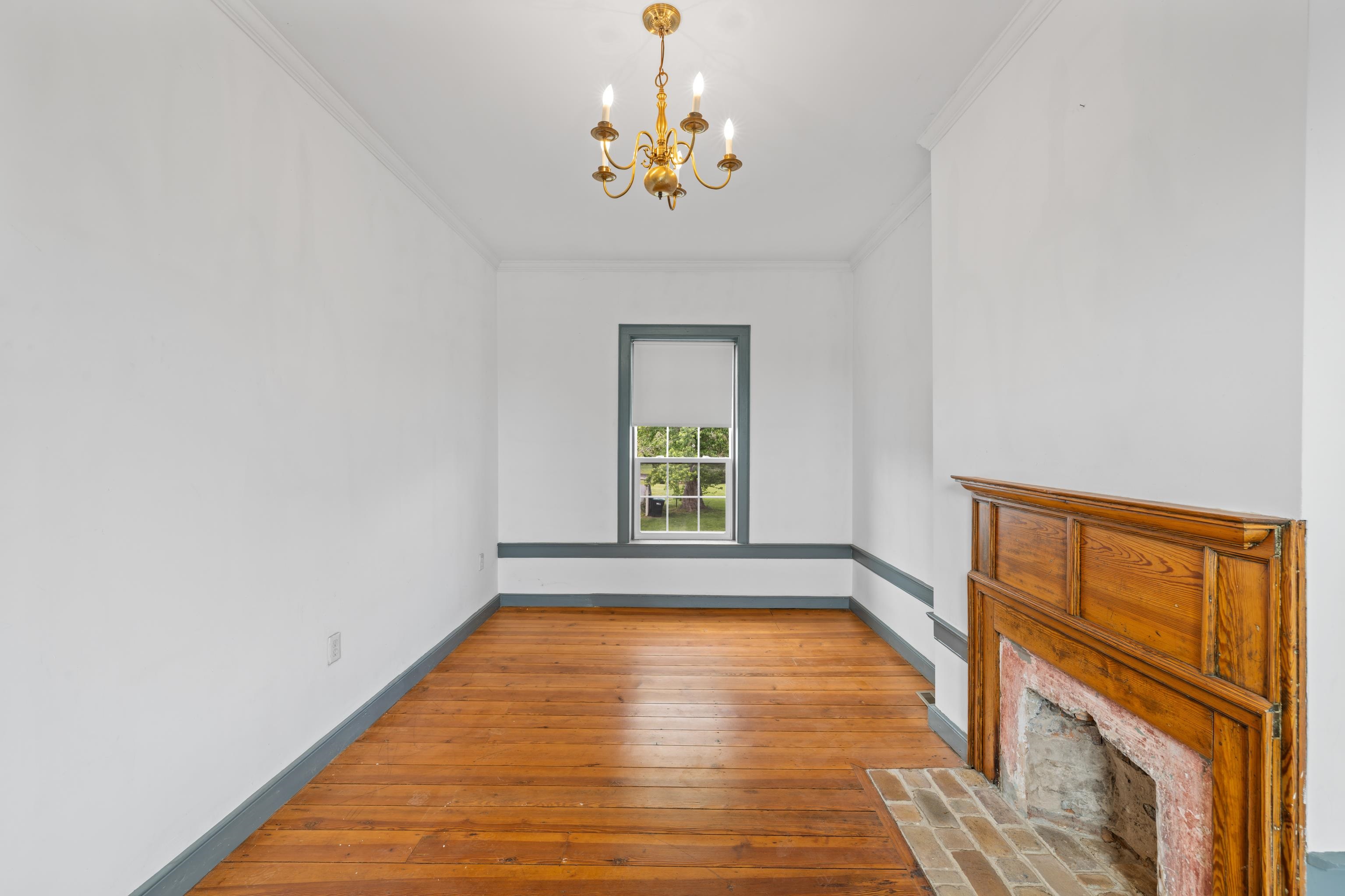 242 S MAIN ST, MOUNT CRAWFORD, Virginia 22841, ,Residential,242 S MAIN ST,681909 MLS # 681909 242 S MAIN ST, MOUNT CRAWFORD, Virginia 22841, ,Residential,242 S MAIN ST,681909 MLS # 681909