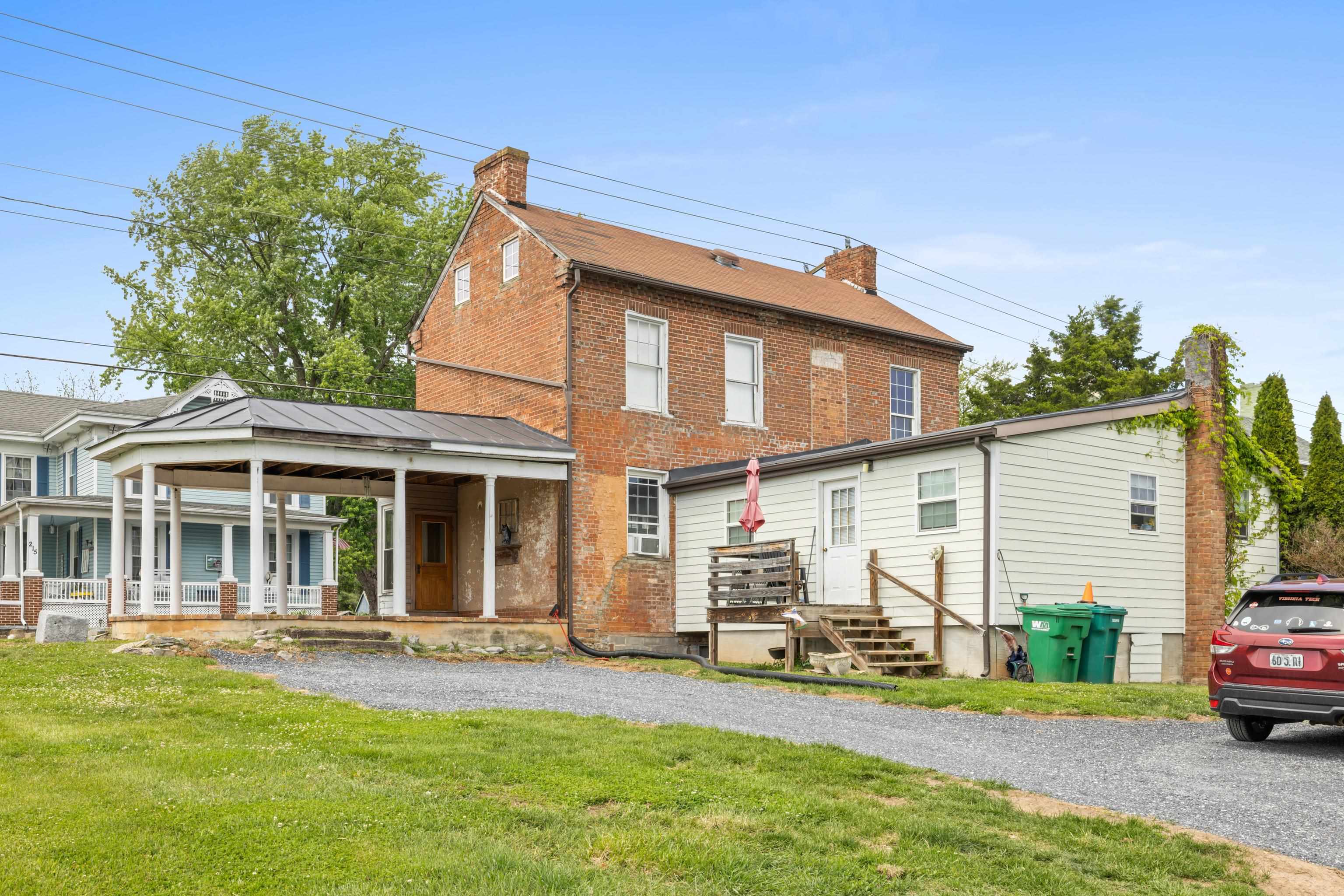 242 S MAIN ST, MOUNT CRAWFORD, Virginia 22841, ,Residential,242 S MAIN ST,681909 MLS # 681909 242 S MAIN ST, MOUNT CRAWFORD, Virginia 22841, ,Residential,242 S MAIN ST,681909 MLS # 681909