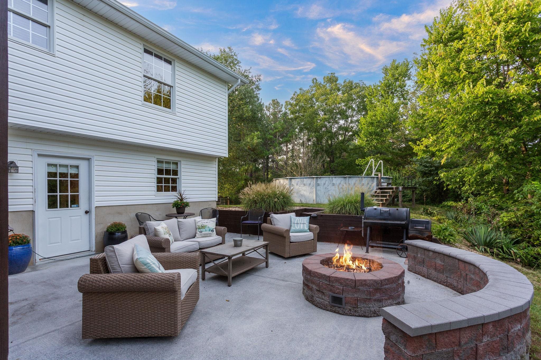 with firepit!