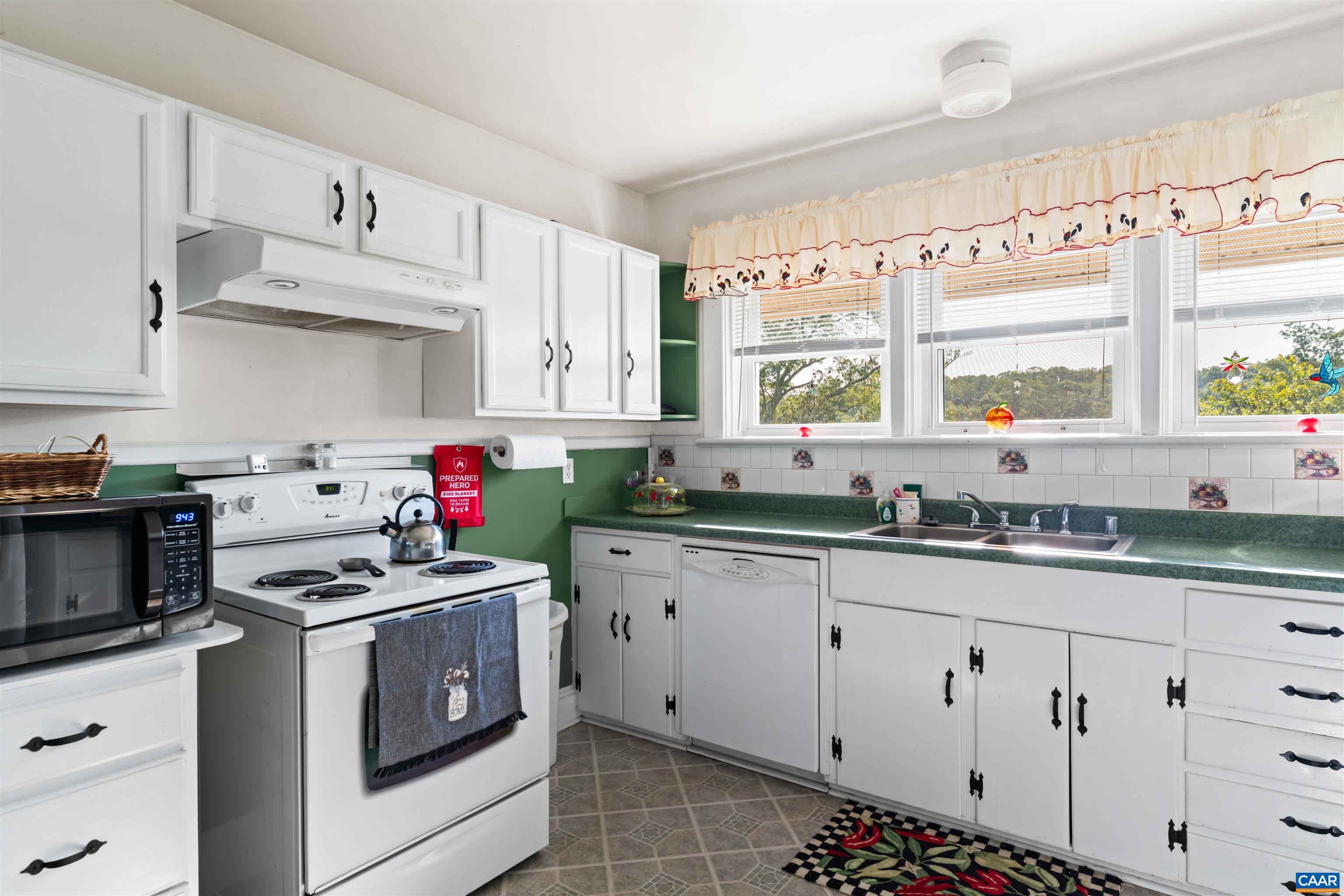 3103 RED HILL RD, NORTH GARDEN, Virginia 22959, 2 Bedrooms Bedrooms, ,2 BathroomsBathrooms,Residential,3103 RED HILL RD,681913 MLS # 681913