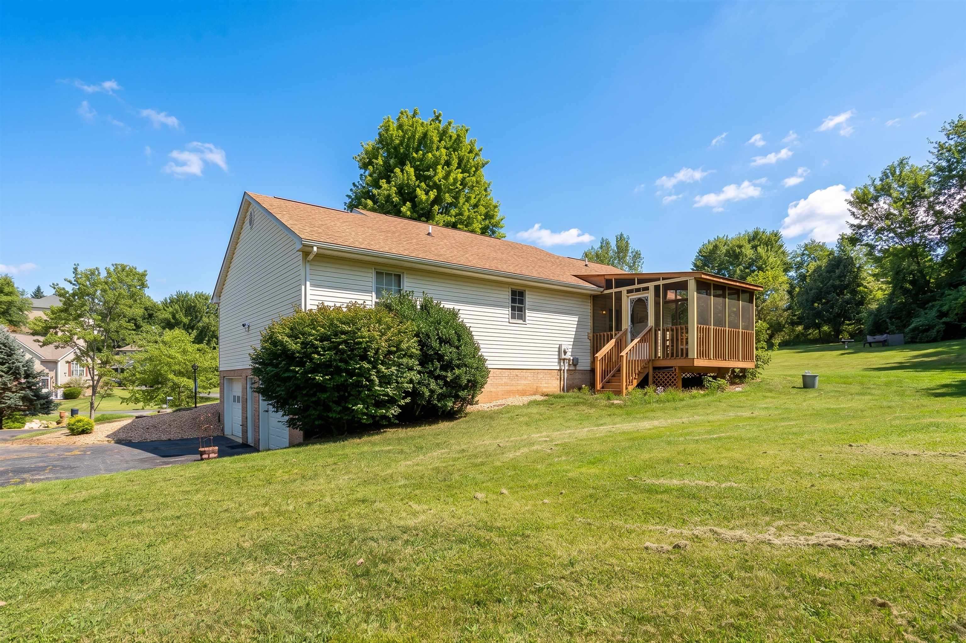 30 LOST POND CT, FISHERSVILLE, Virginia 22939, 3 Bedrooms Bedrooms, ,2 BathroomsBathrooms,Residential,30 LOST POND CT,681914 MLS # 681914 30 LOST POND CT, FISHERSVILLE, Virginia 22939, 3 Bedrooms Bedrooms, ,2 BathroomsBathrooms,Residential,30 LOST POND CT,681914 MLS # 681914