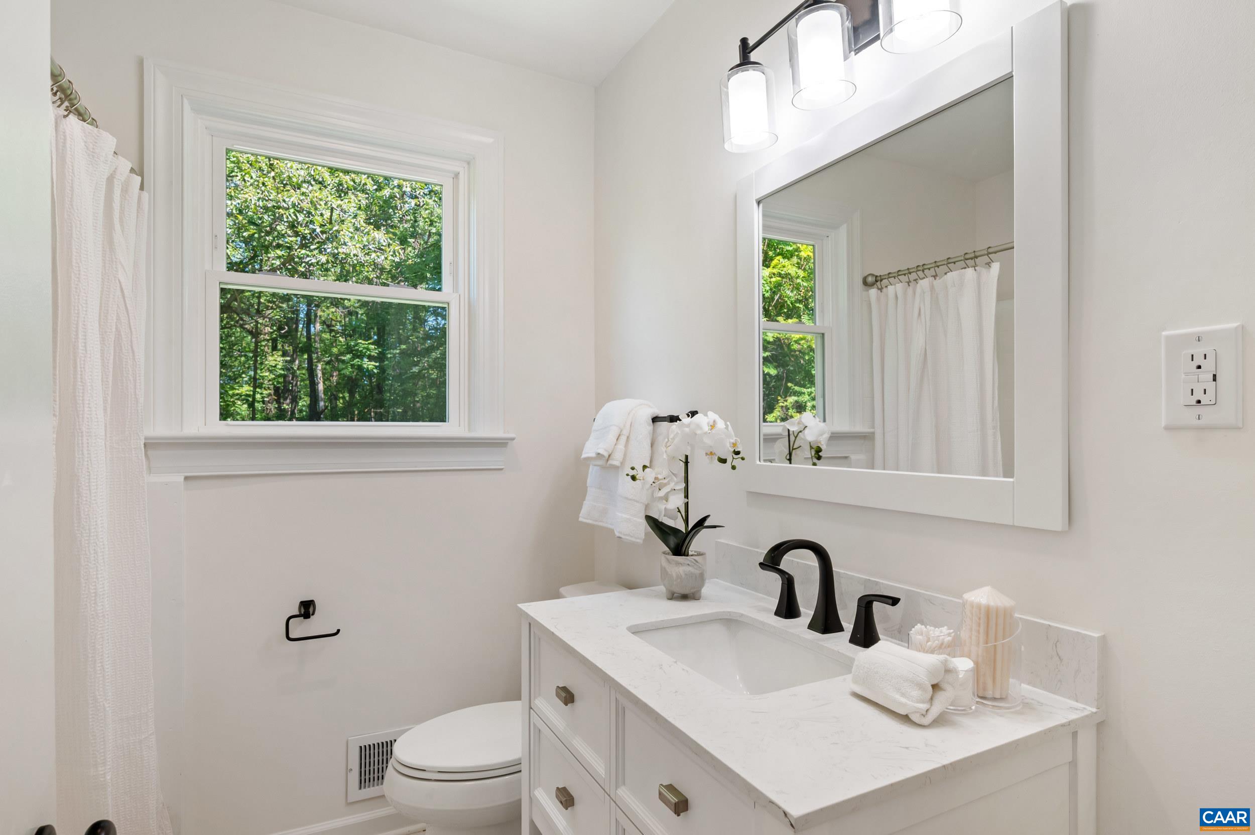 2073 ARROWHEAD VALLEY RD, CHARLOTTESVILLE, Virginia 22903, 2 Bedrooms Bedrooms, ,2 BathroomsBathrooms,Residential,2073 ARROWHEAD VALLEY RD,681915 MLS # 681915 2073 ARROWHEAD VALLEY RD, CHARLOTTESVILLE, Virginia 22903, 2 Bedrooms Bedrooms, ,2 BathroomsBathrooms,Residential,2073 ARROWHEAD VALLEY RD,681915 MLS # 681915