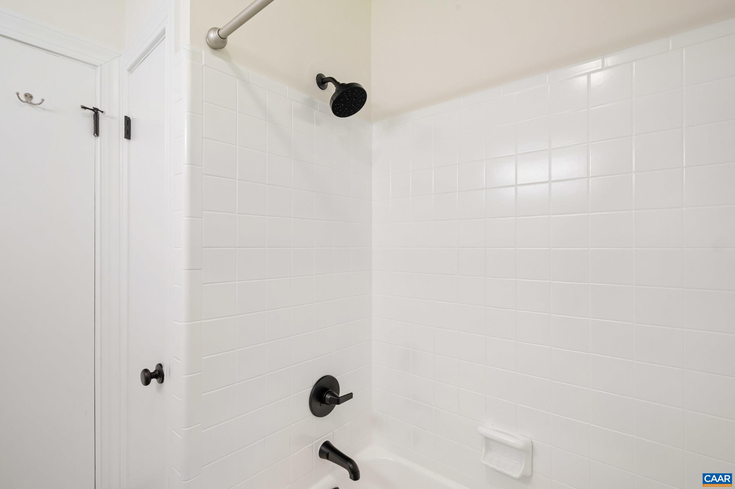 2073 ARROWHEAD VALLEY RD, CHARLOTTESVILLE, Virginia 22903, 2 Bedrooms Bedrooms, ,2 BathroomsBathrooms,Residential,2073 ARROWHEAD VALLEY RD,681915 MLS # 681915 2073 ARROWHEAD VALLEY RD, CHARLOTTESVILLE, Virginia 22903, 2 Bedrooms Bedrooms, ,2 BathroomsBathrooms,Residential,2073 ARROWHEAD VALLEY RD,681915 MLS # 681915