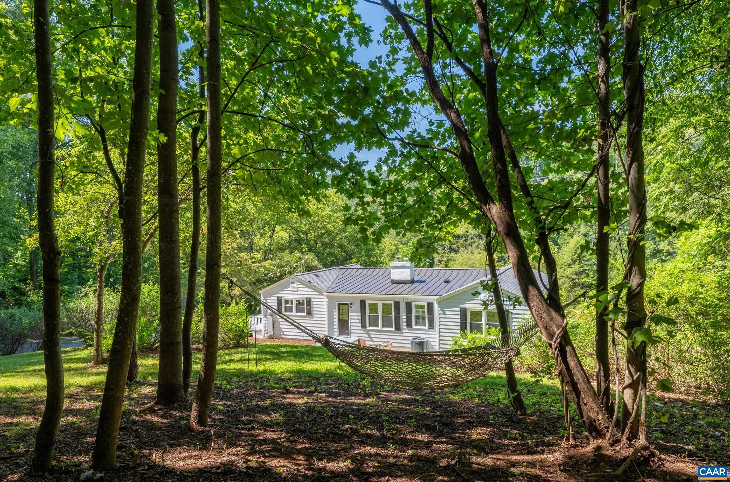 2073 ARROWHEAD VALLEY RD, CHARLOTTESVILLE, Virginia 22903, 2 Bedrooms Bedrooms, ,2 BathroomsBathrooms,Residential,2073 ARROWHEAD VALLEY RD,681915 MLS # 681915 2073 ARROWHEAD VALLEY RD, CHARLOTTESVILLE, Virginia 22903, 2 Bedrooms Bedrooms, ,2 BathroomsBathrooms,Residential,2073 ARROWHEAD VALLEY RD,681915 MLS # 681915