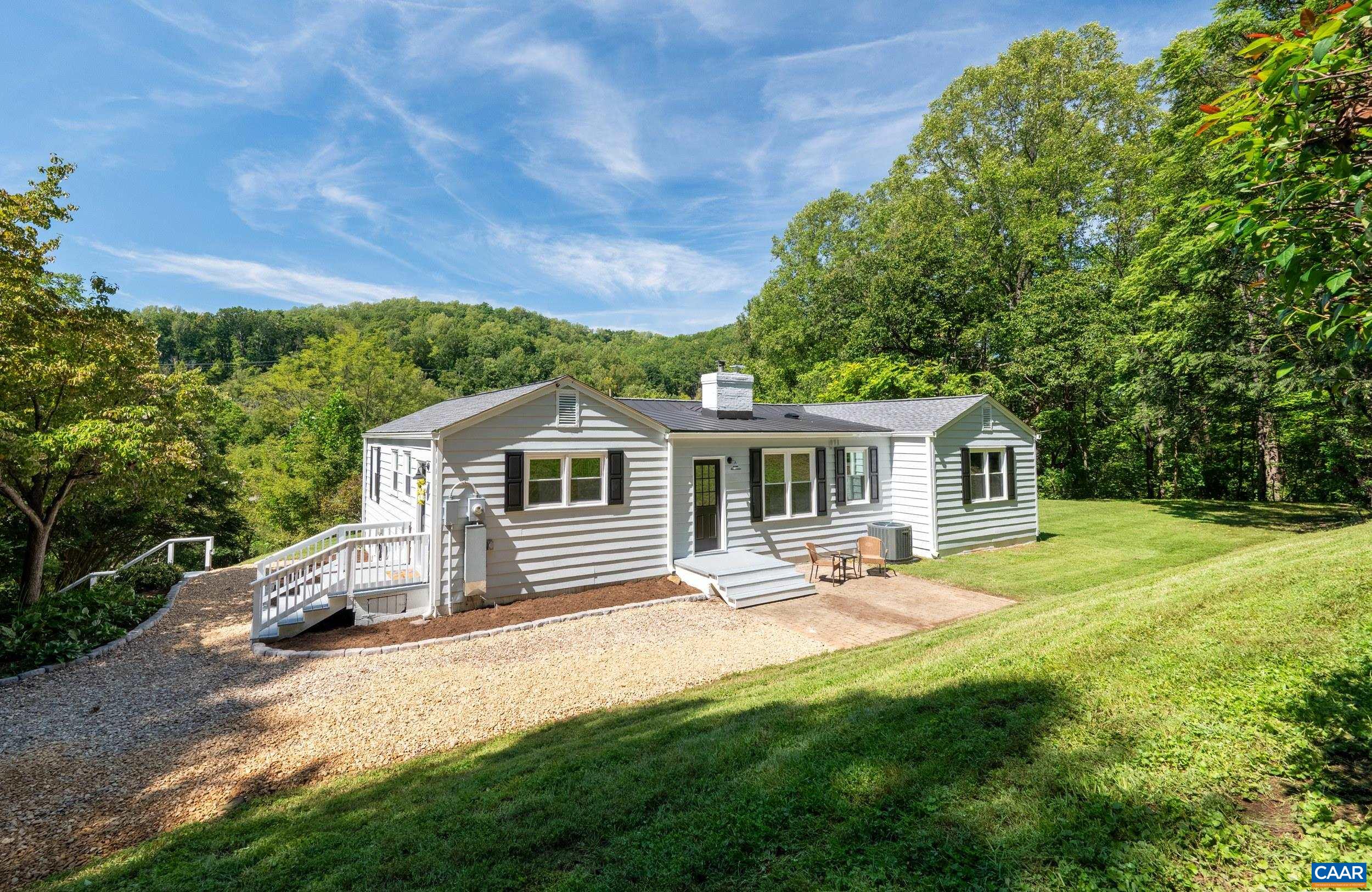 2073 ARROWHEAD VALLEY RD, CHARLOTTESVILLE, Virginia 22903, 2 Bedrooms Bedrooms, ,2 BathroomsBathrooms,Residential,2073 ARROWHEAD VALLEY RD,681915 MLS # 681915 2073 ARROWHEAD VALLEY RD, CHARLOTTESVILLE, Virginia 22903, 2 Bedrooms Bedrooms, ,2 BathroomsBathrooms,Residential,2073 ARROWHEAD VALLEY RD,681915 MLS # 681915