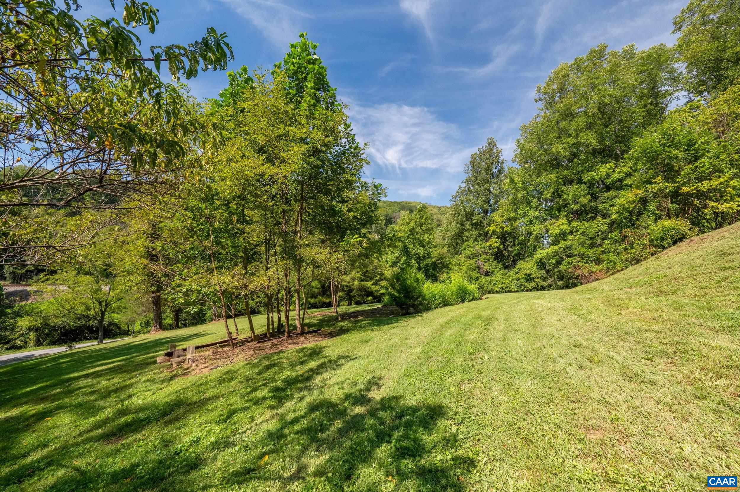 2073 ARROWHEAD VALLEY RD, CHARLOTTESVILLE, Virginia 22903, 2 Bedrooms Bedrooms, ,2 BathroomsBathrooms,Residential,2073 ARROWHEAD VALLEY RD,681915 MLS # 681915 2073 ARROWHEAD VALLEY RD, CHARLOTTESVILLE, Virginia 22903, 2 Bedrooms Bedrooms, ,2 BathroomsBathrooms,Residential,2073 ARROWHEAD VALLEY RD,681915 MLS # 681915