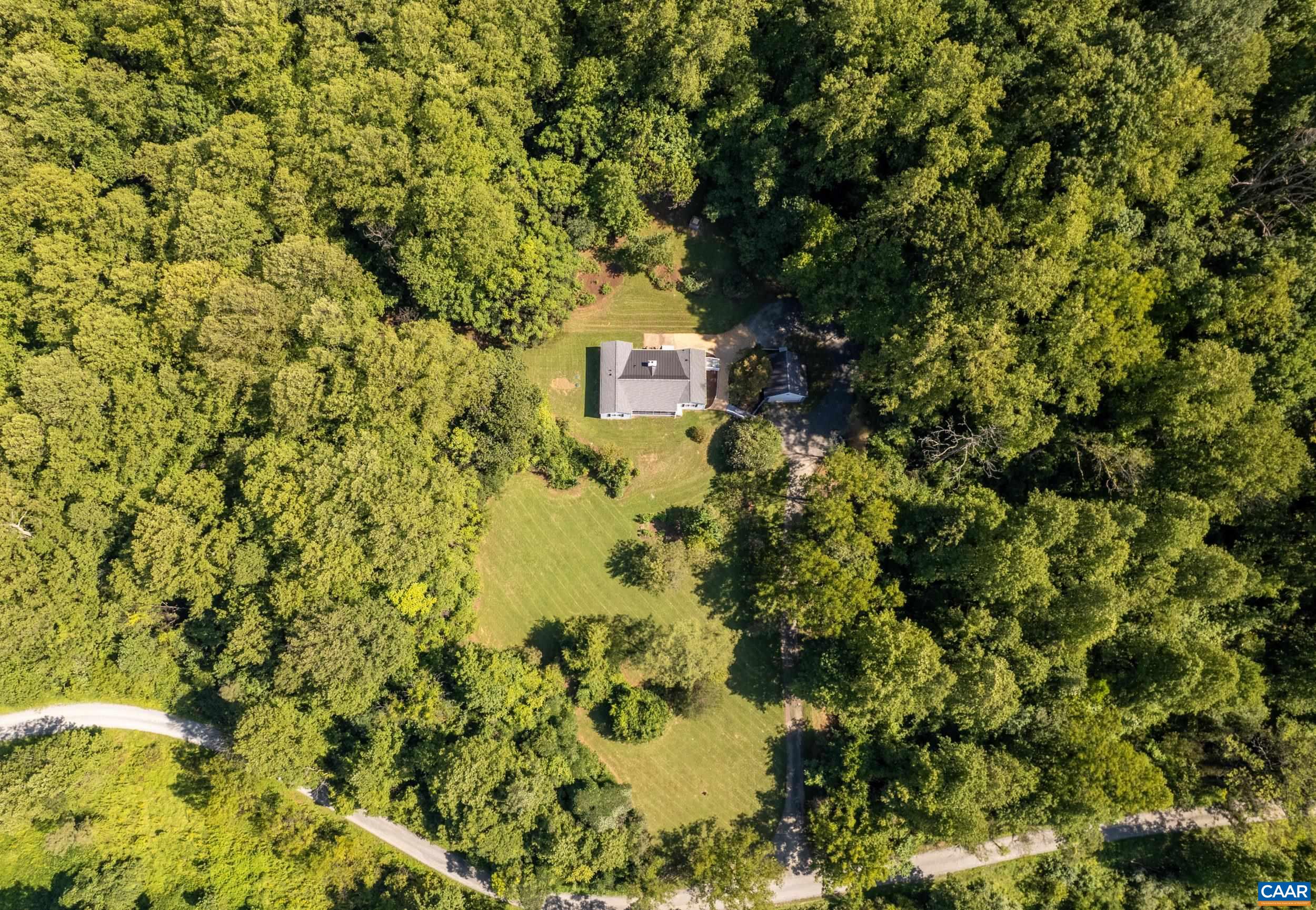 2073 ARROWHEAD VALLEY RD, CHARLOTTESVILLE, Virginia 22903, 2 Bedrooms Bedrooms, ,2 BathroomsBathrooms,Residential,2073 ARROWHEAD VALLEY RD,681915 MLS # 681915 2073 ARROWHEAD VALLEY RD, CHARLOTTESVILLE, Virginia 22903, 2 Bedrooms Bedrooms, ,2 BathroomsBathrooms,Residential,2073 ARROWHEAD VALLEY RD,681915 MLS # 681915