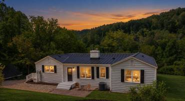 2073 ARROWHEAD VALLEY RD, CHARLOTTESVILLE, Virginia 22903, 2 Bedrooms Bedrooms, ,2 BathroomsBathrooms,Residential,2073 ARROWHEAD VALLEY RD,681915 MLS # 681915