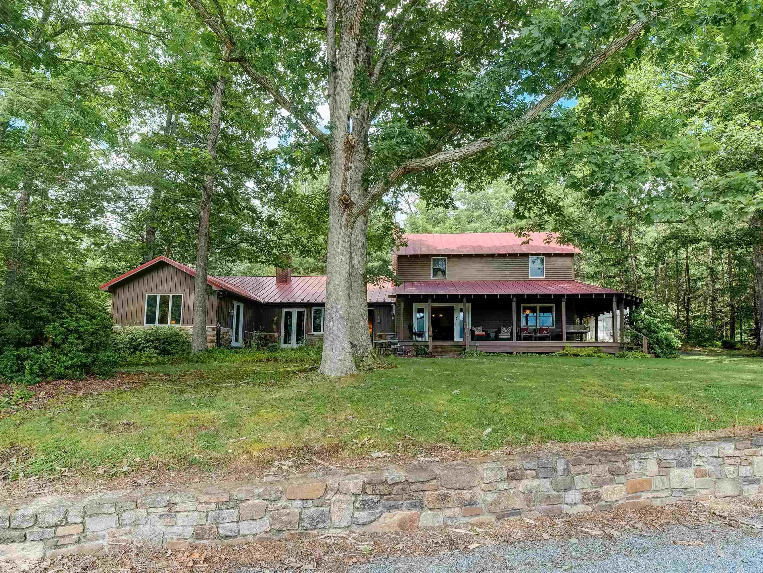 26606 SAM SNEAD HWY, WARM SPRINGS, Virginia 24484, 4 Bedrooms Bedrooms, ,2 BathroomsBathrooms,Residential,26606 SAM SNEAD HWY,681917 MLS # 681917