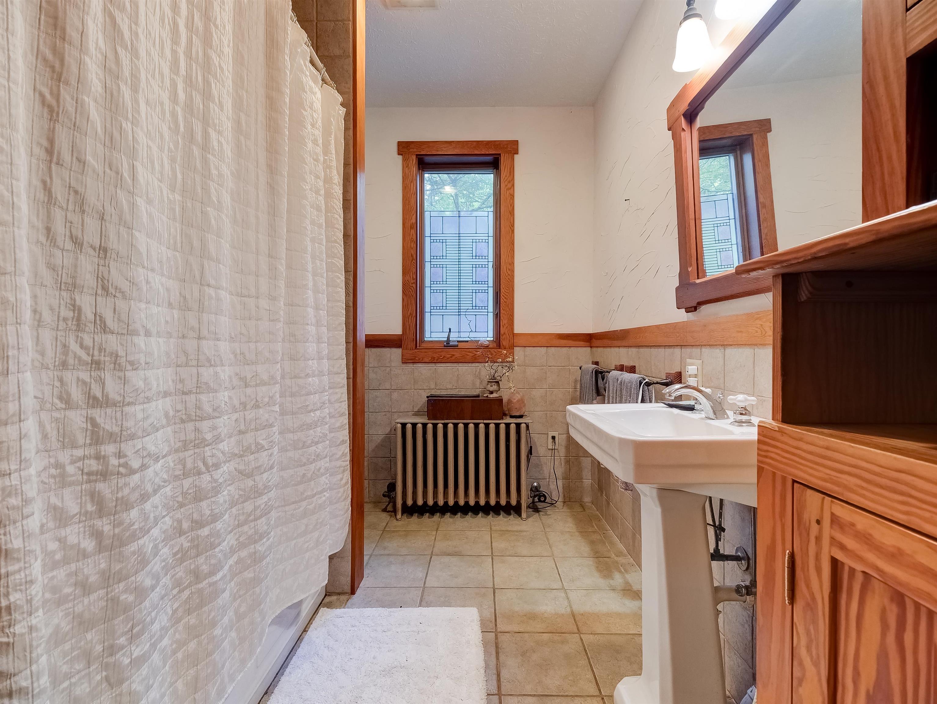26606 SAM SNEAD HWY, WARM SPRINGS, Virginia 24484, 4 Bedrooms Bedrooms, ,2 BathroomsBathrooms,Residential,26606 SAM SNEAD HWY,681917 MLS # 681917