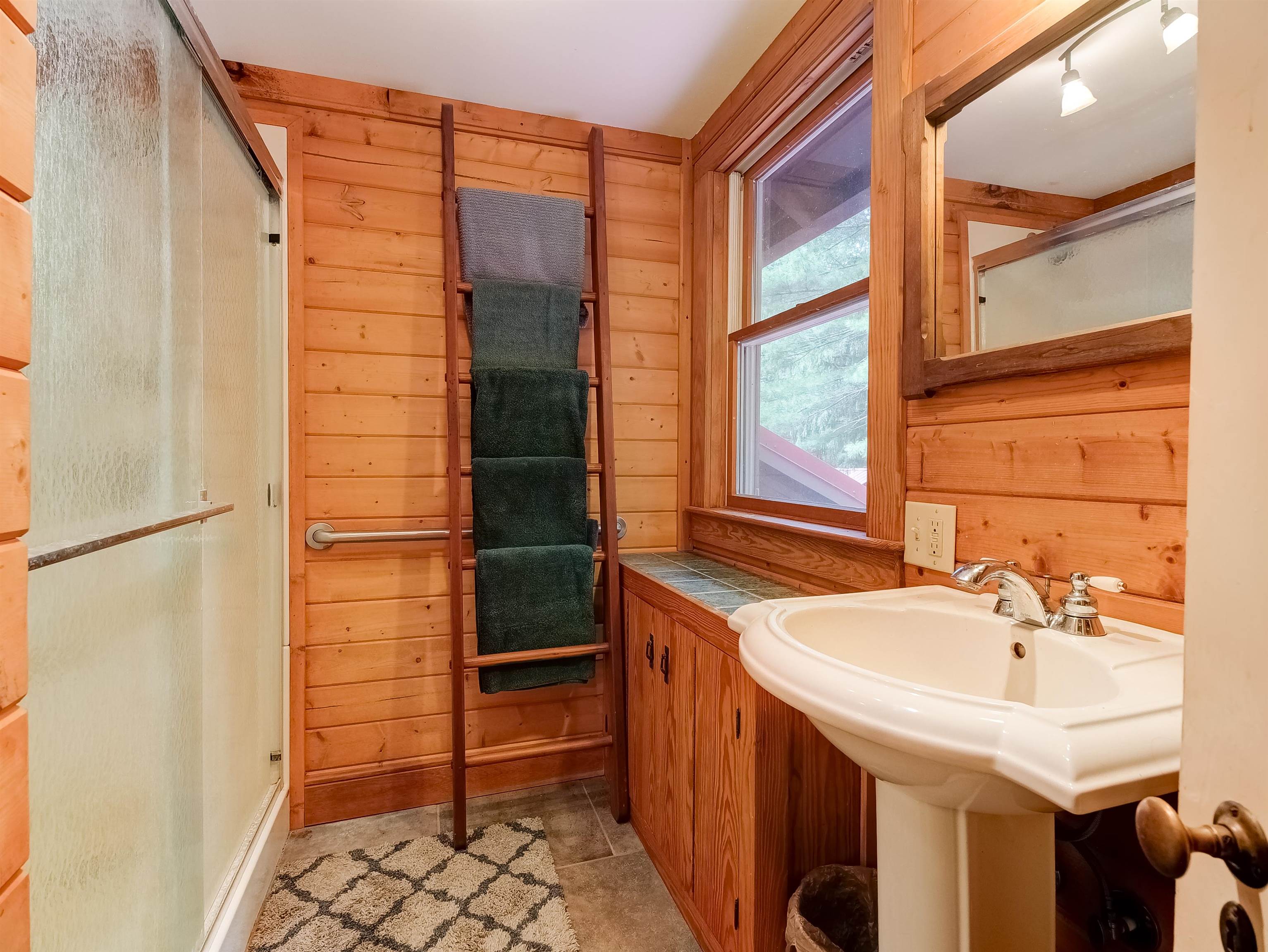 26606 SAM SNEAD HWY, WARM SPRINGS, Virginia 24484, 4 Bedrooms Bedrooms, ,2 BathroomsBathrooms,Residential,26606 SAM SNEAD HWY,681917 MLS # 681917