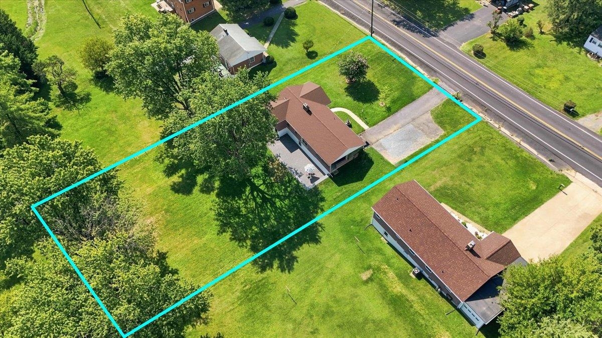 82 PLEASANT HILL RD, HARRISONBURG, Virginia 22801, 3 Bedrooms Bedrooms, ,1 BathroomBathrooms,Residential,82 PLEASANT HILL RD,681918 MLS # 681918 82 PLEASANT HILL RD, HARRISONBURG, Virginia 22801, 3 Bedrooms Bedrooms, ,1 BathroomBathrooms,Residential,82 PLEASANT HILL RD,681918 MLS # 681918