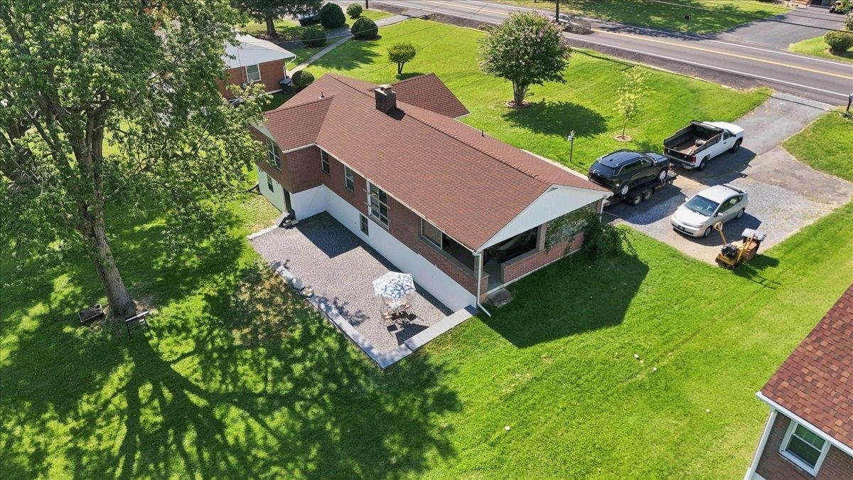 82 PLEASANT HILL RD, HARRISONBURG, Virginia 22801, 3 Bedrooms Bedrooms, ,1 BathroomBathrooms,Residential,82 PLEASANT HILL RD,681918 MLS # 681918 82 PLEASANT HILL RD, HARRISONBURG, Virginia 22801, 3 Bedrooms Bedrooms, ,1 BathroomBathrooms,Residential,82 PLEASANT HILL RD,681918 MLS # 681918